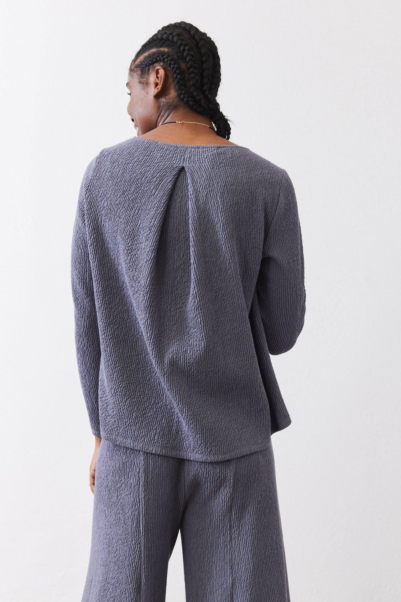 Long Sleeve Basic With an Edge Product Image