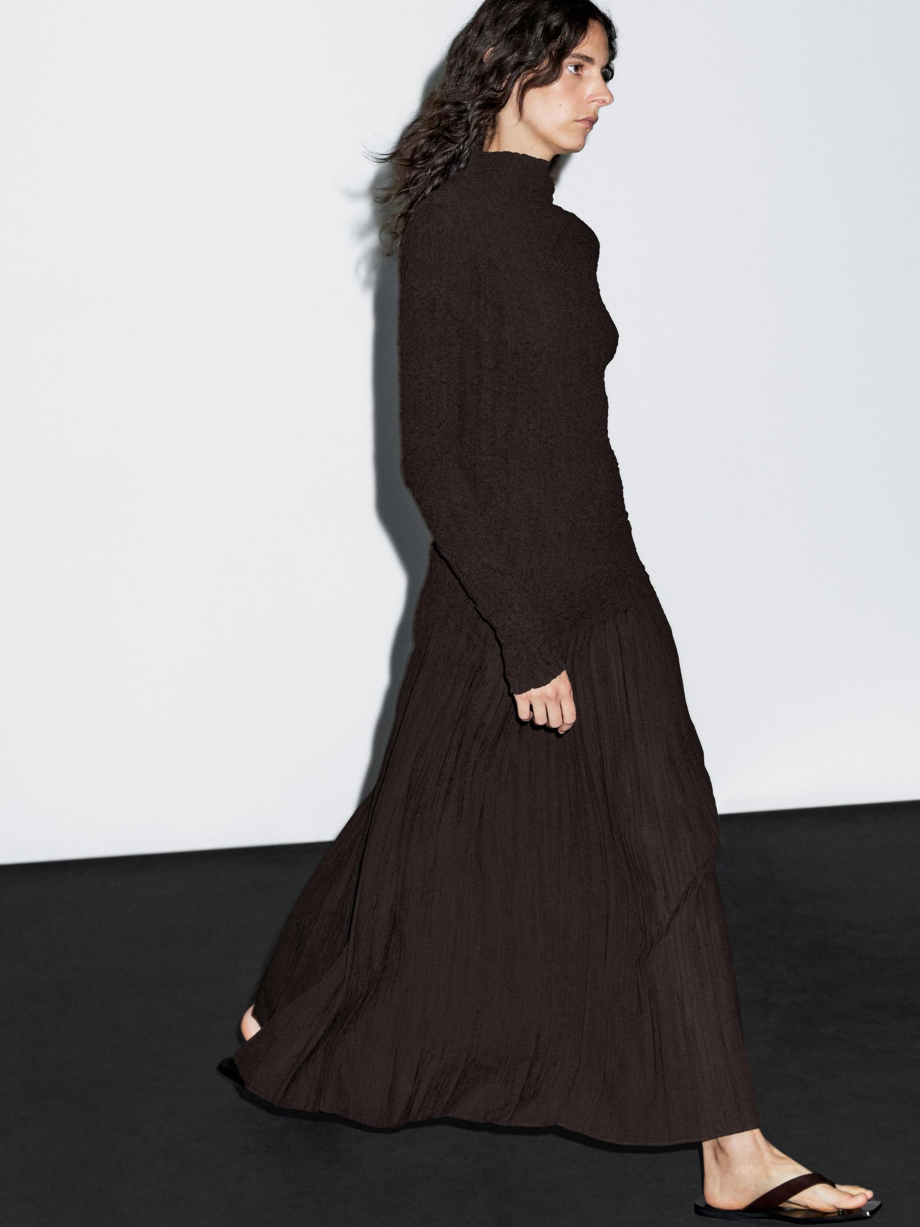 Long pleated stretch dress Product Image