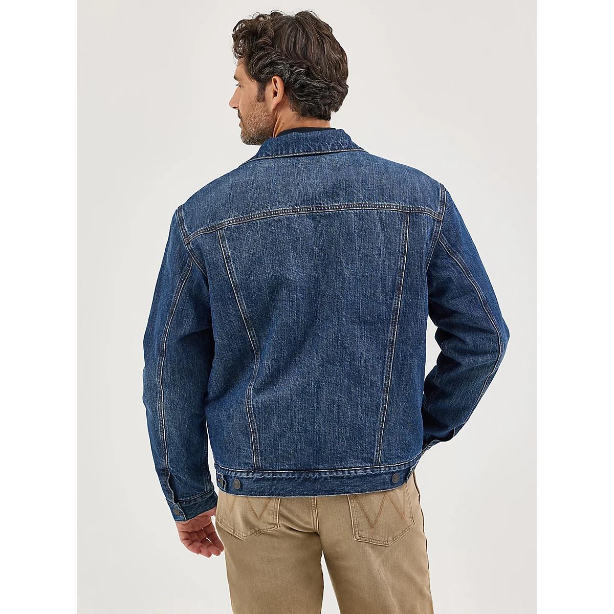 Men's Wrangler Retro® Sherpa Lined Western Denim Jacket in Blue Shadow Product Image