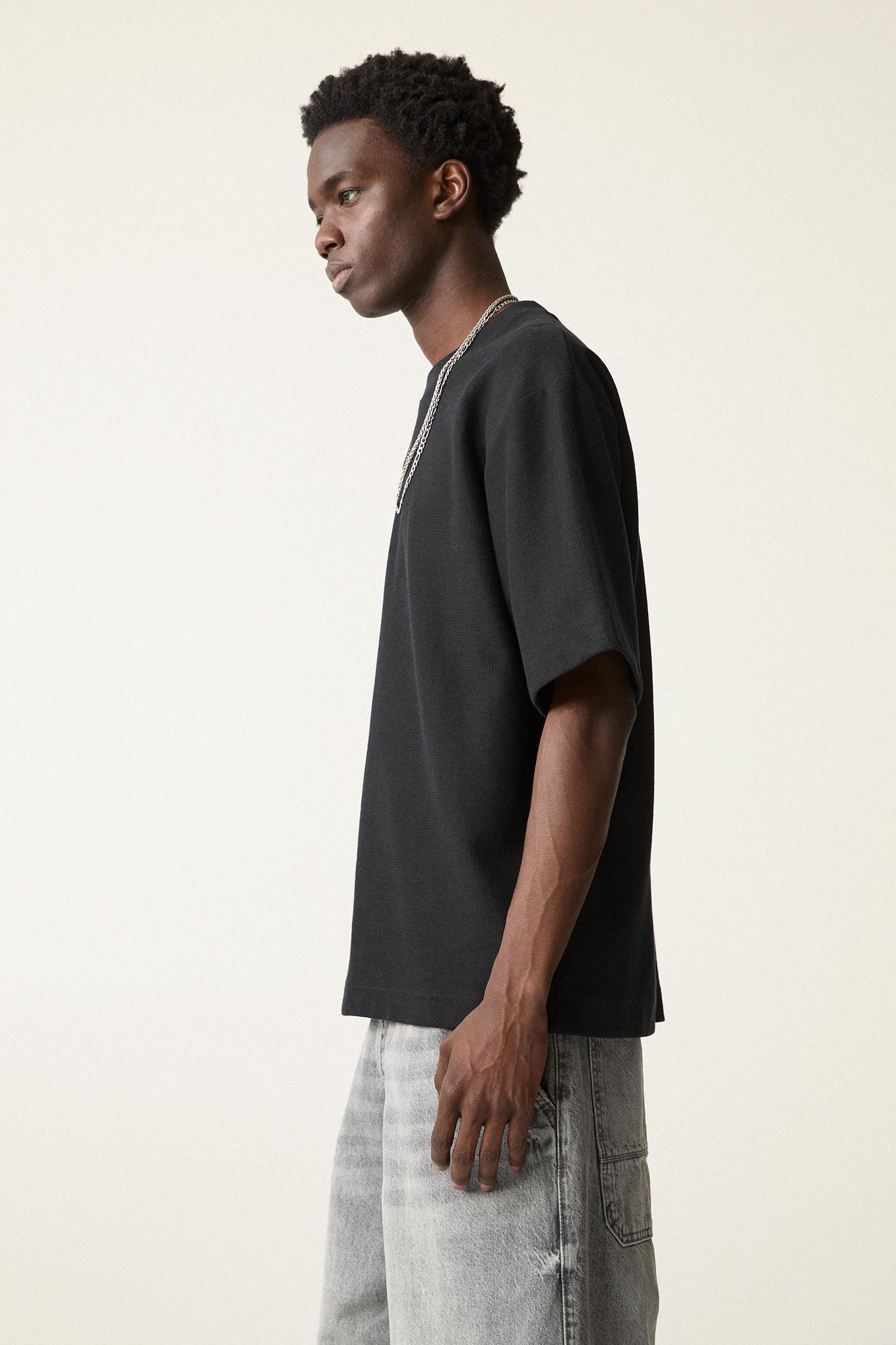 Textured short sleeve sweatshirt Product Image