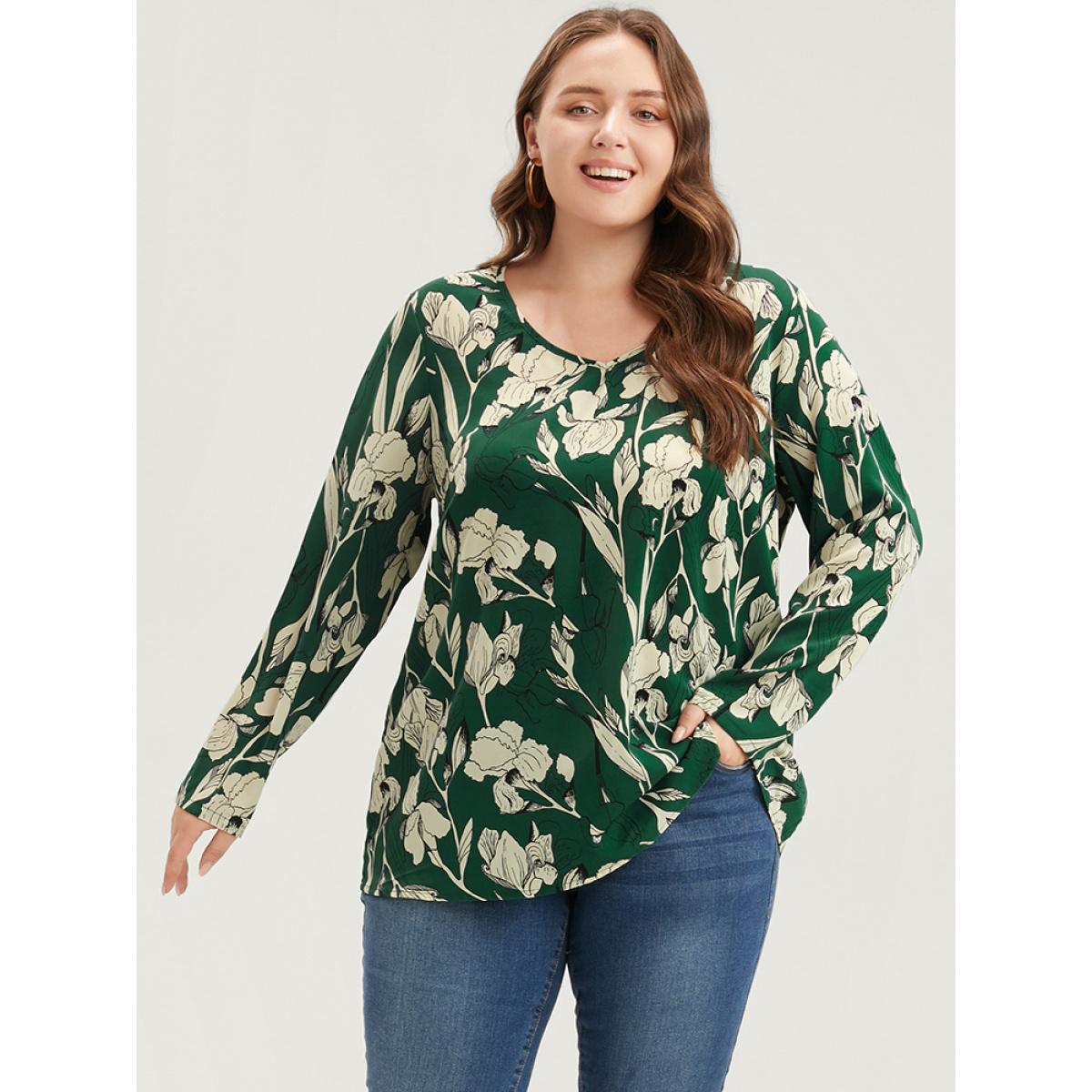 Plus Size Emerald Floral Printed V Neck Blouse Women Elegant Long Sleeve V-neck Dailywear Blouses BloomChic 26/4X Product Image