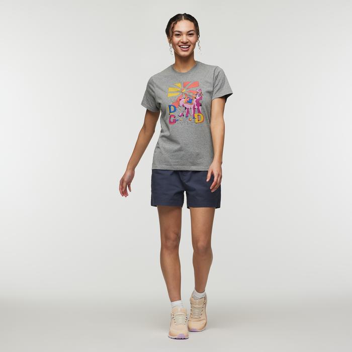 Pompones Do Good T-Shirt - Women's Product Image