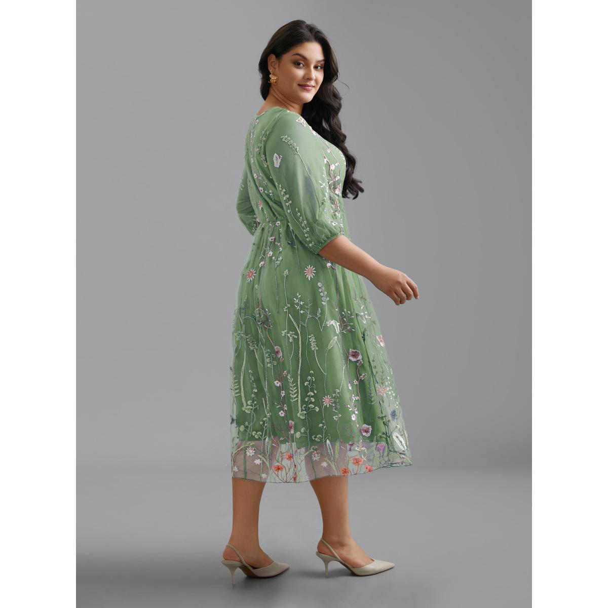 Plus Size Floral Embroidered Elastic Waist Lined Midi Dress Greenbean Women Formal Texture Party Curvy Bloomchic 12/L Product Image