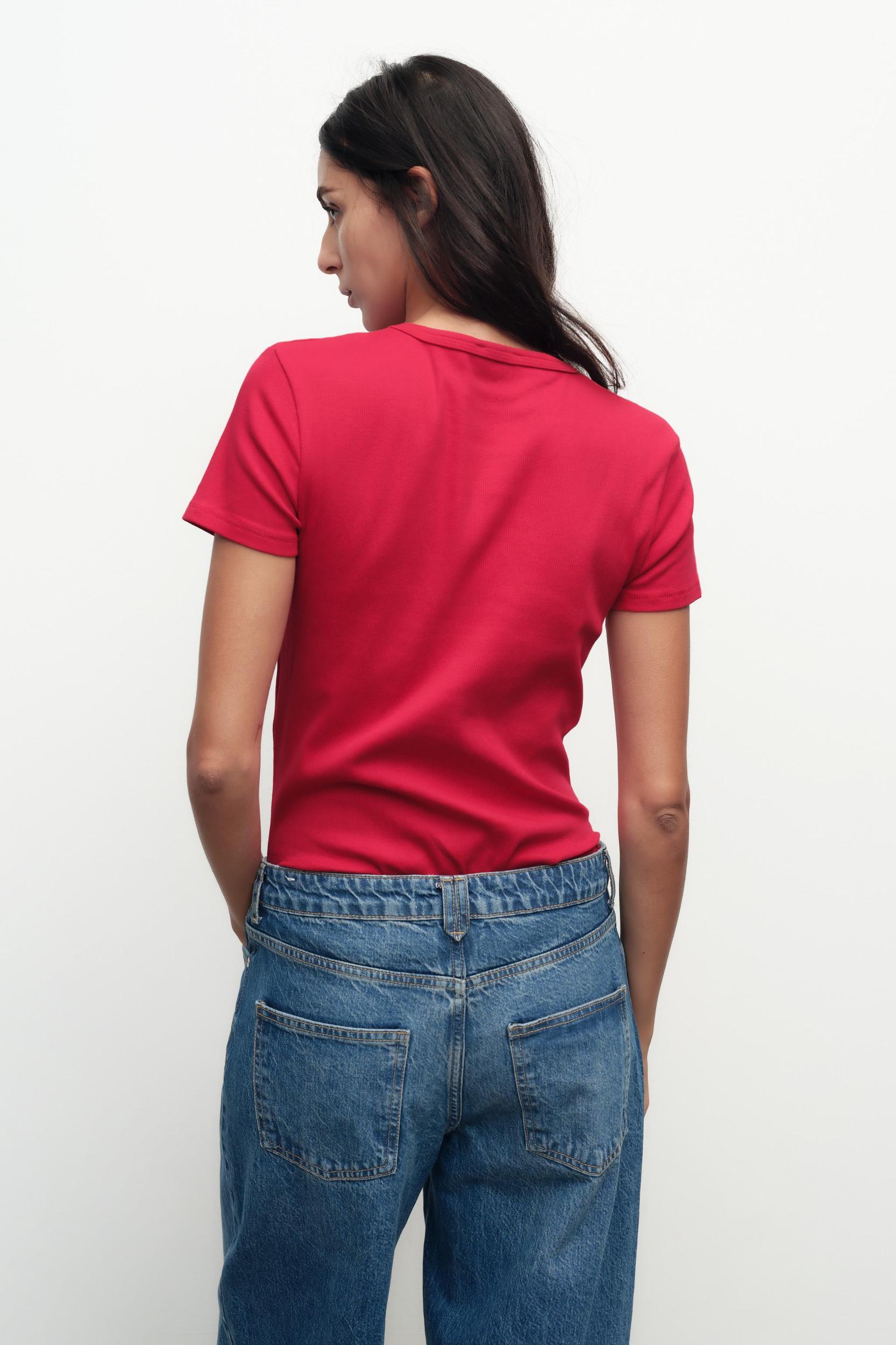 SHORT SLEEVE RIB TOP Product Image