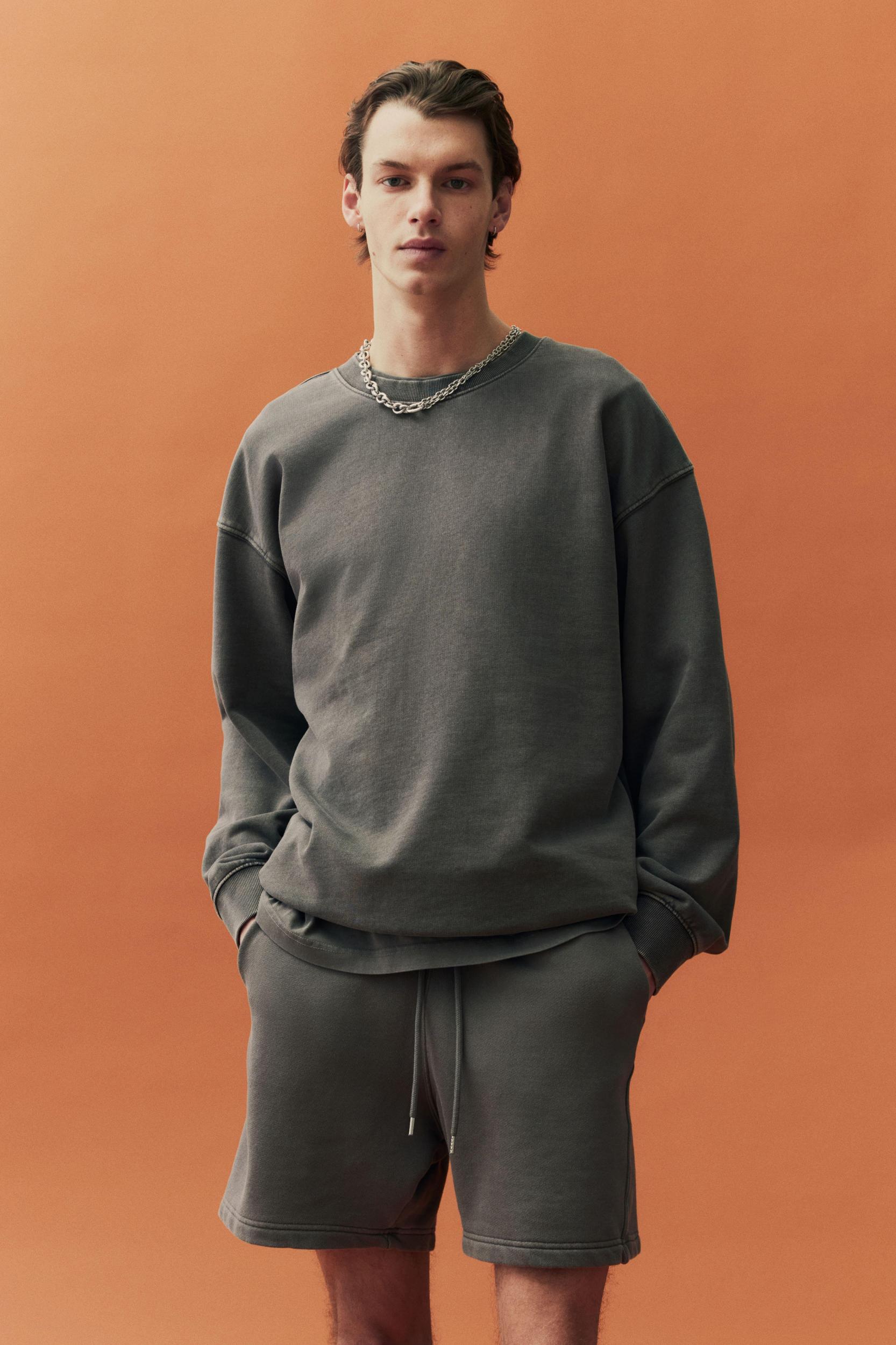 Regular-Fit Sweatshorts Product Image