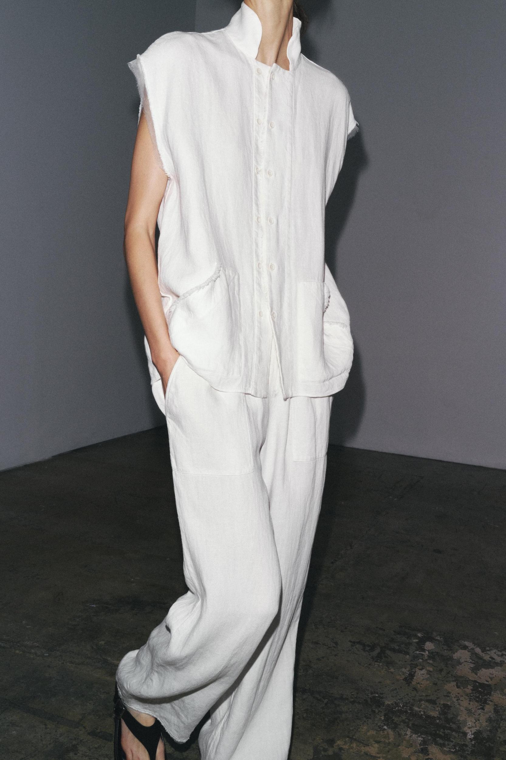 DOUBLE BUTTON LINEN PANTS Product Image