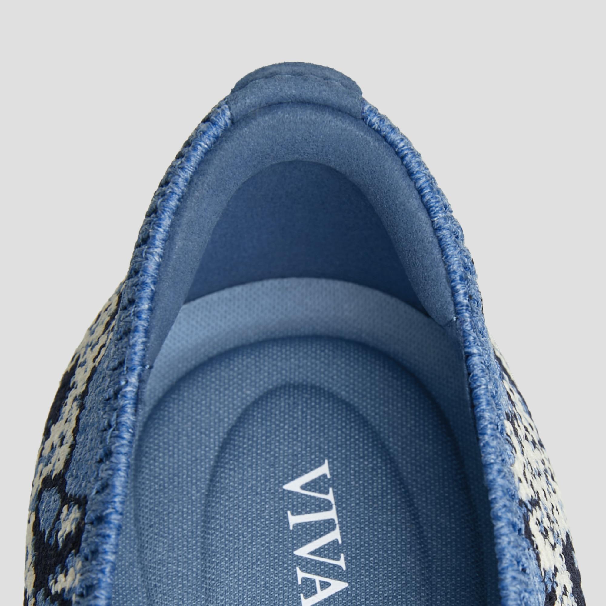 Pointed-Toe Ballet Flats (Aria 5°) Product Image