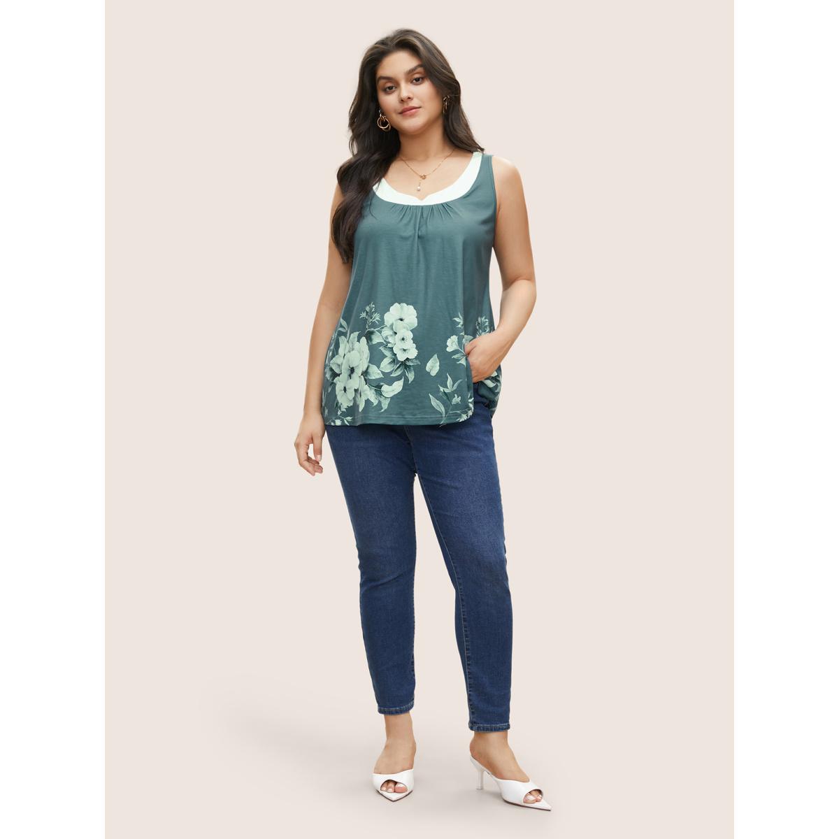 Plus Size Boho Print Contrast Notched Tank Top Women Green Elegant Gathered Notched collar Everyday Tank Tops Camis BloomChic 22-24/3X Product Image