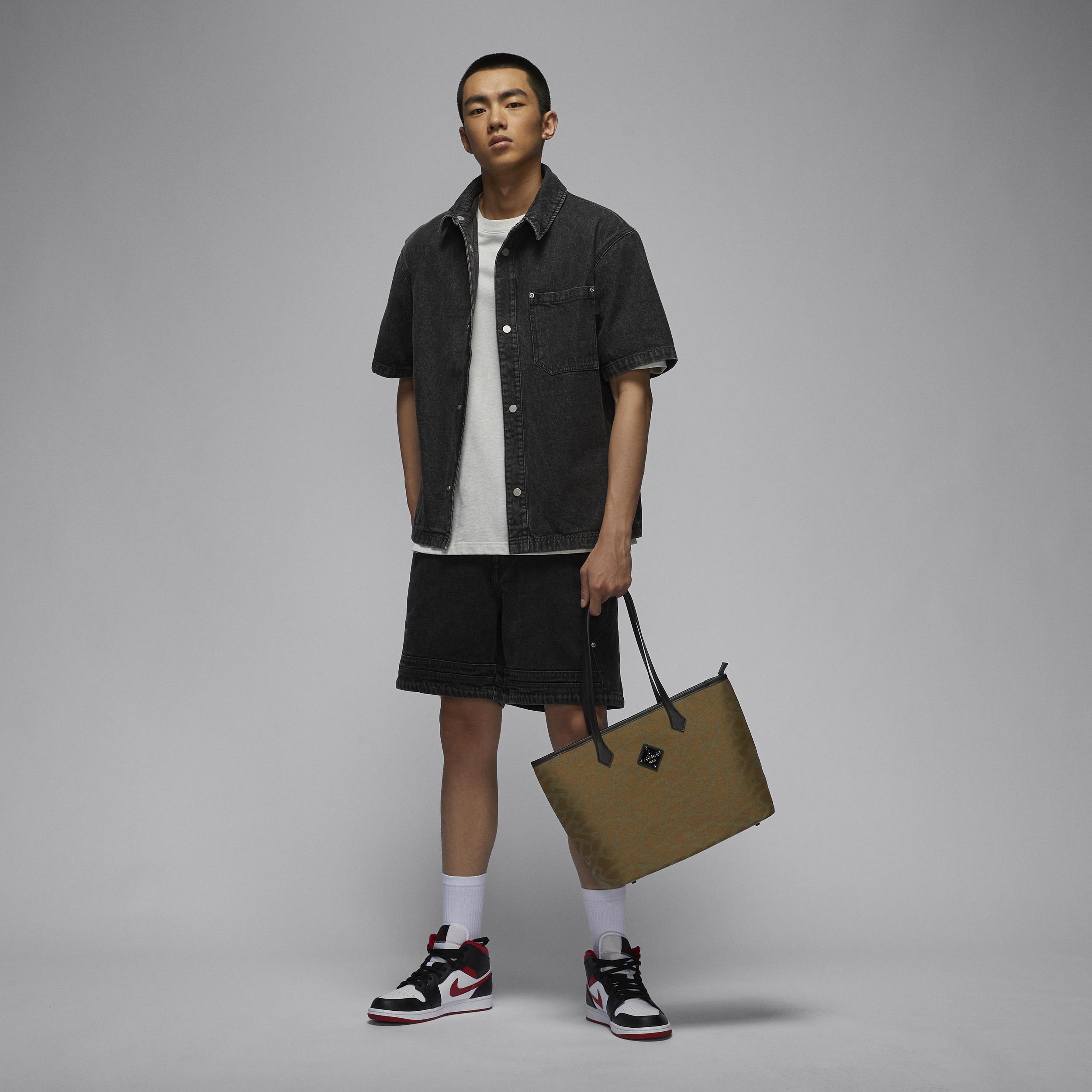 Jordan Icon Tote Bag (17L) Product Image