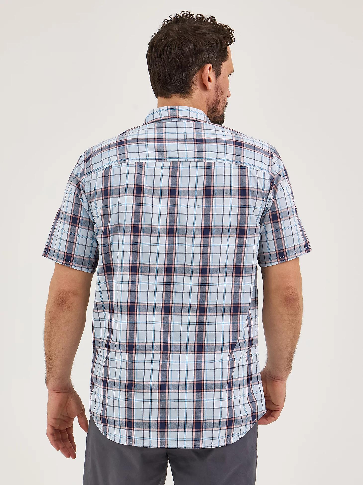 Men's Extreme Motion All Purpose Short Sleeve Plaid Button Down Shirt | Men's Tops & Tees | Lee® Product Image