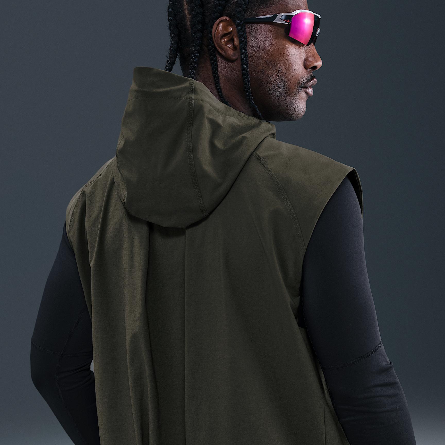 Nike Mens Tech Dri-FIT Woven Windrunner Vest | HV0982-355 Product Image