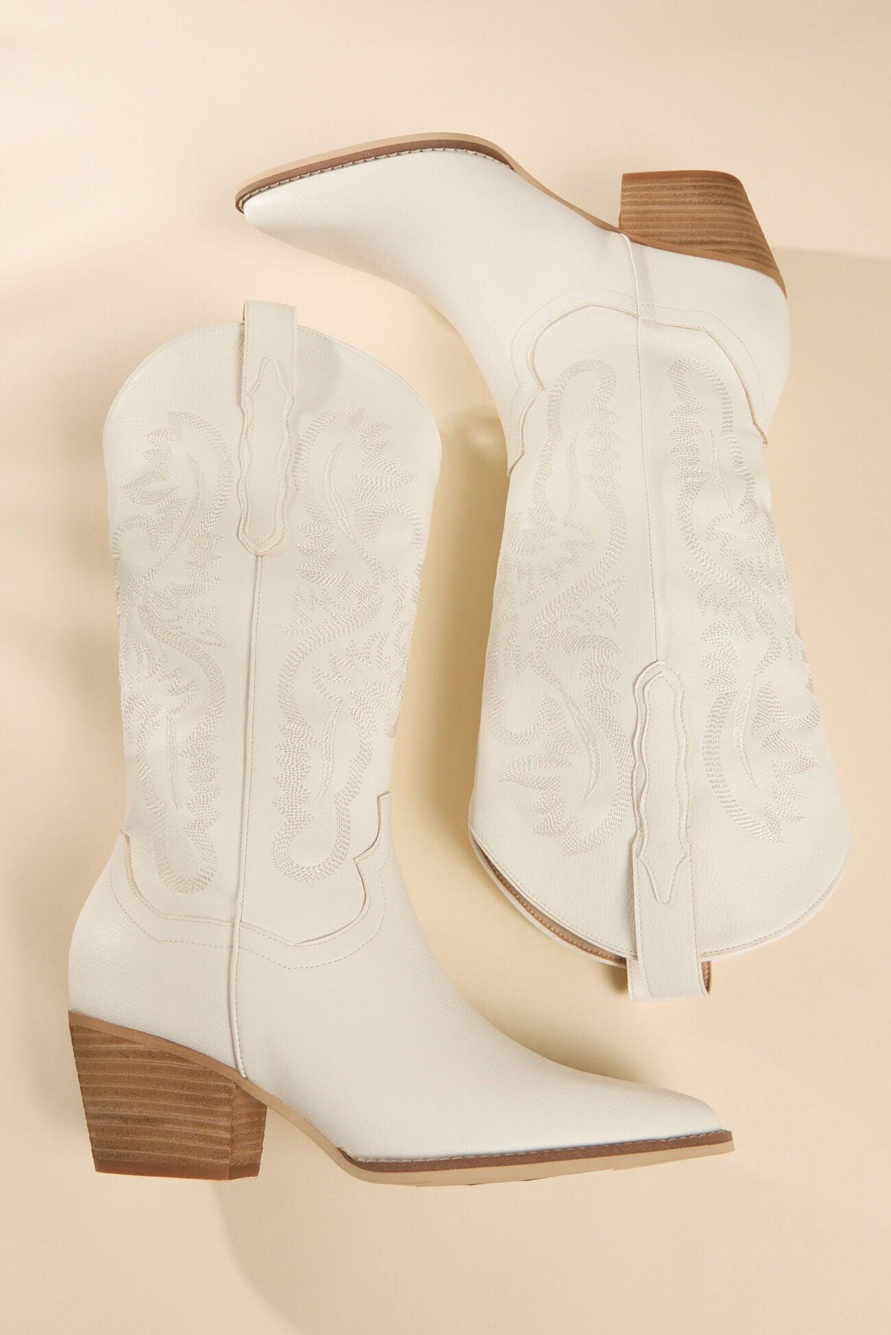 Amaya Western Boots Product Image