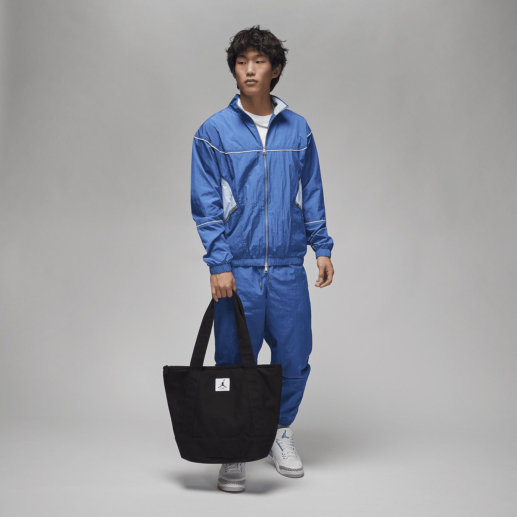 Jordan Flight Carryall Tote (38L) Product Image