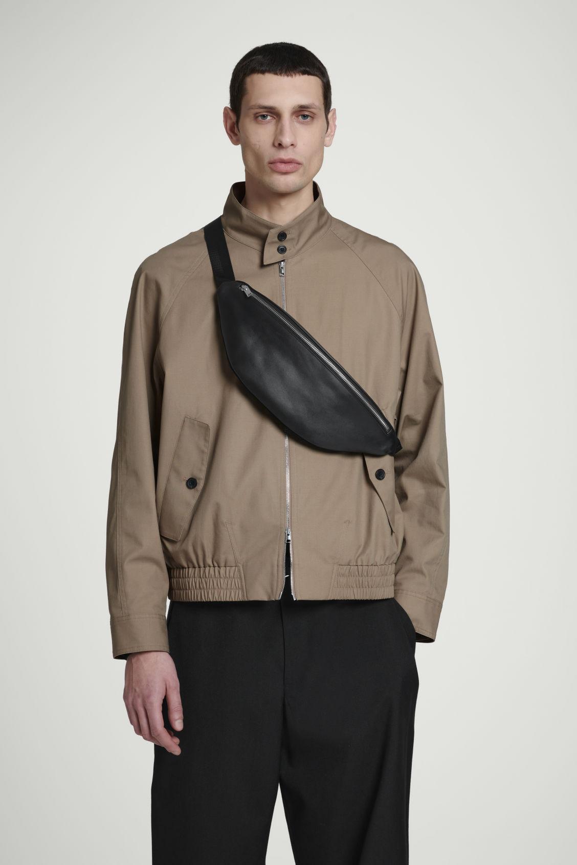 SLOUCHY CROSSBODY - LEATHER Product Image