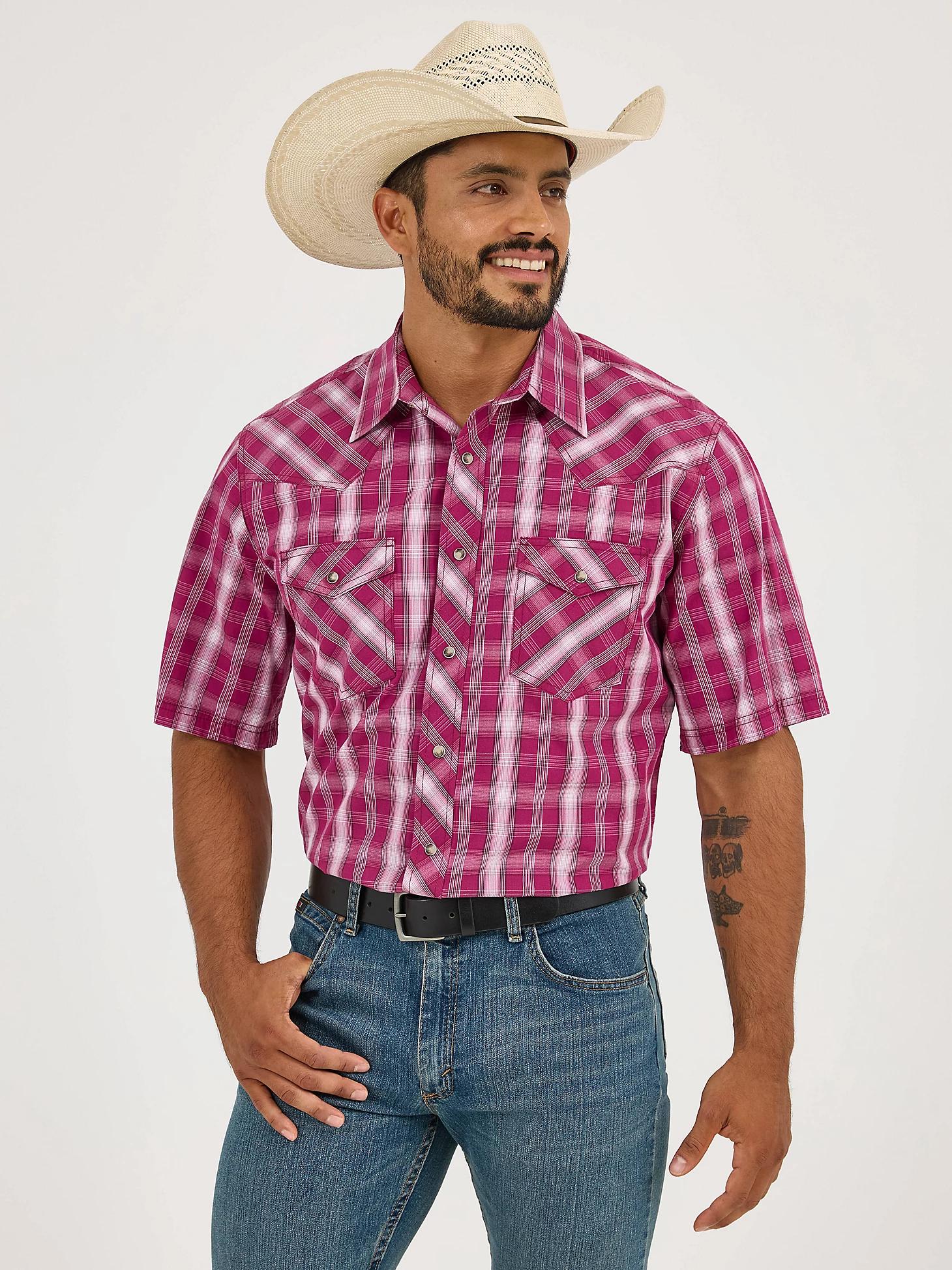 Men's 20X® Competition Advanced Comfort Short Sleeve Western Snap Shirt | Men's SHIRTS | Wrangler® Product Image