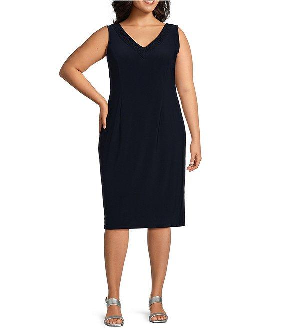 Le Bos Plus Size Embroidered Mesh V-Neck 3/4 Bell Sleeve 2-Piece Jacket Dress Product Image