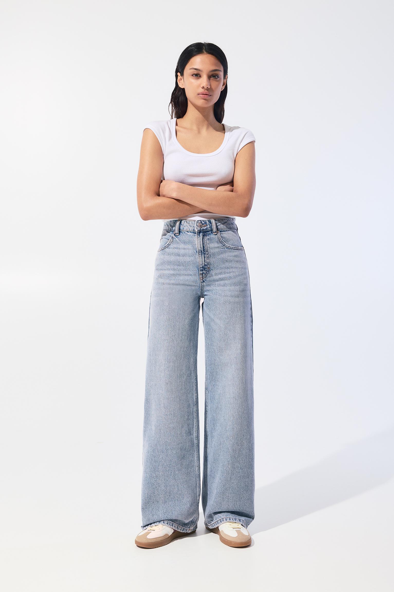 High-rise wide leg jeans Product Image