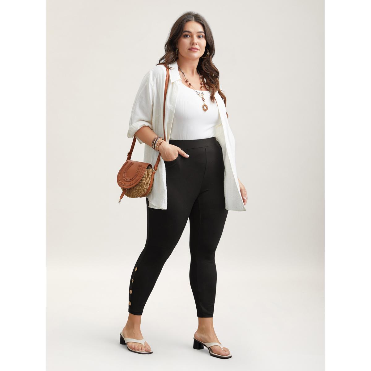 Plus Size Button Detail Mid-Rise Skinny-Fit Pants Women Black Resort High stretch Skinny Mid Rise Vacation Leggings BloomChic 14-16/1X Product Image