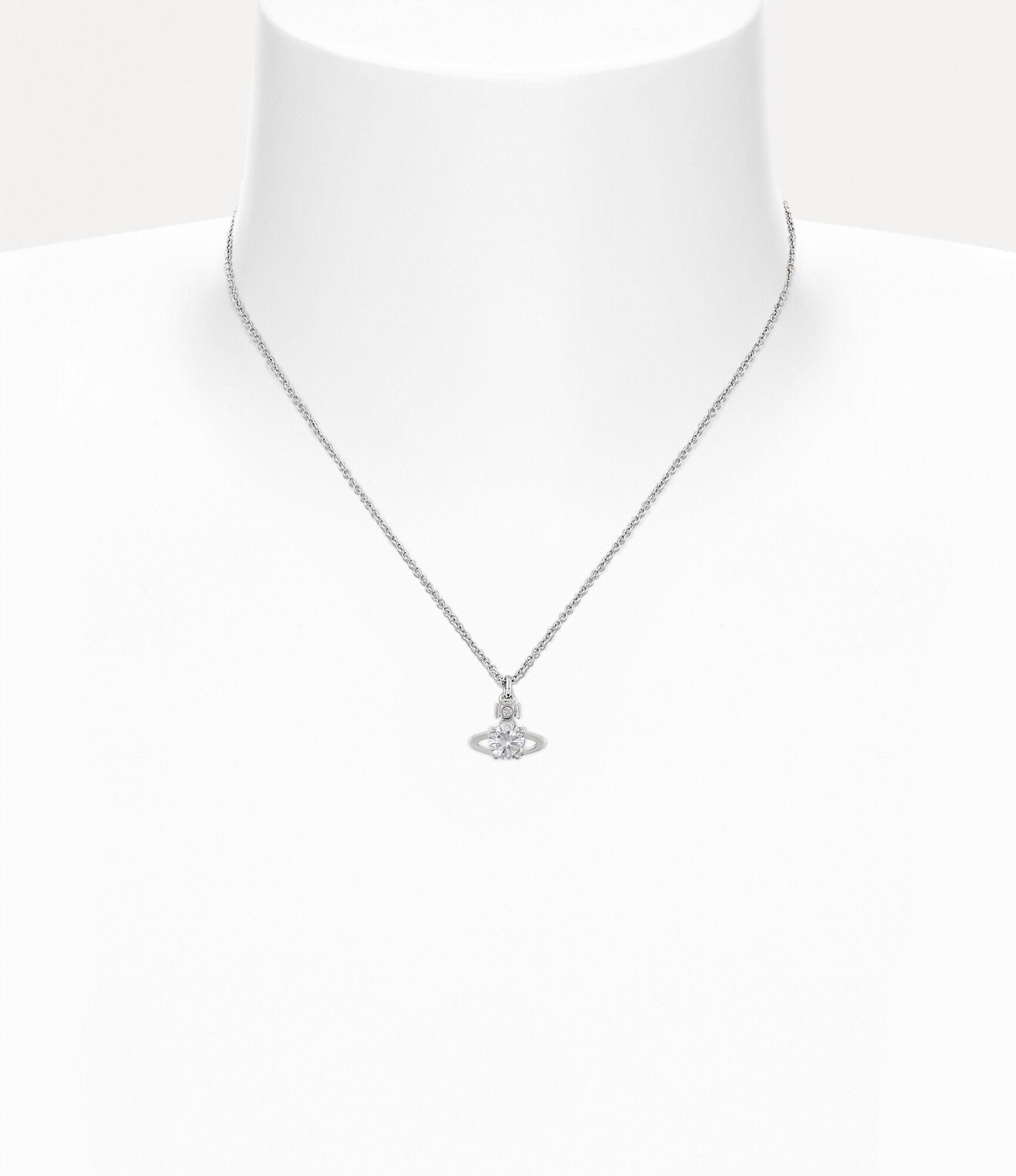 Reina Pendant Necklace  Product Image