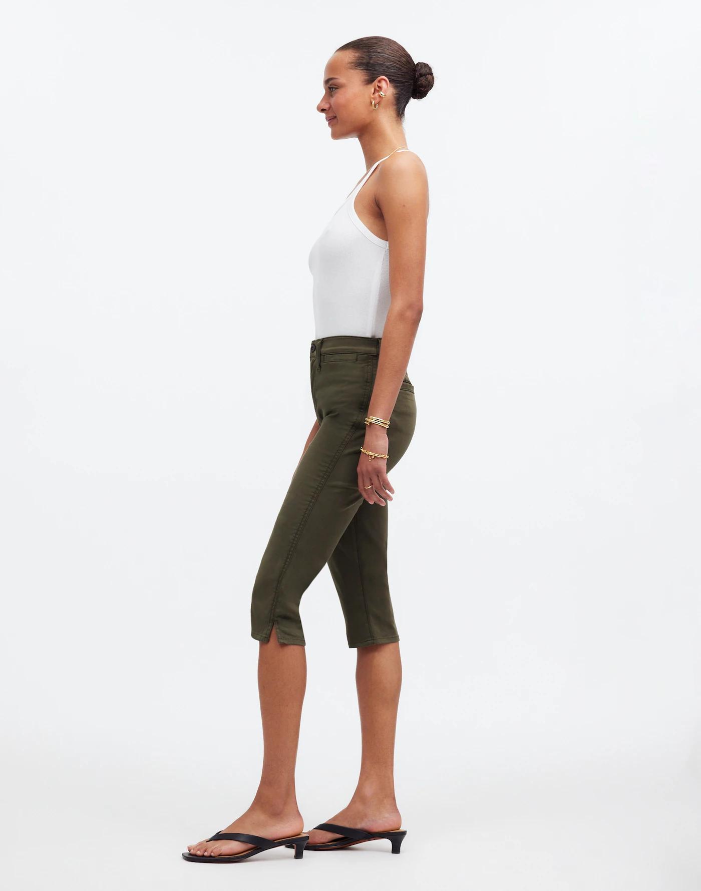 The '90s Capri Pant in Garment-Dyed Sateen Product Image