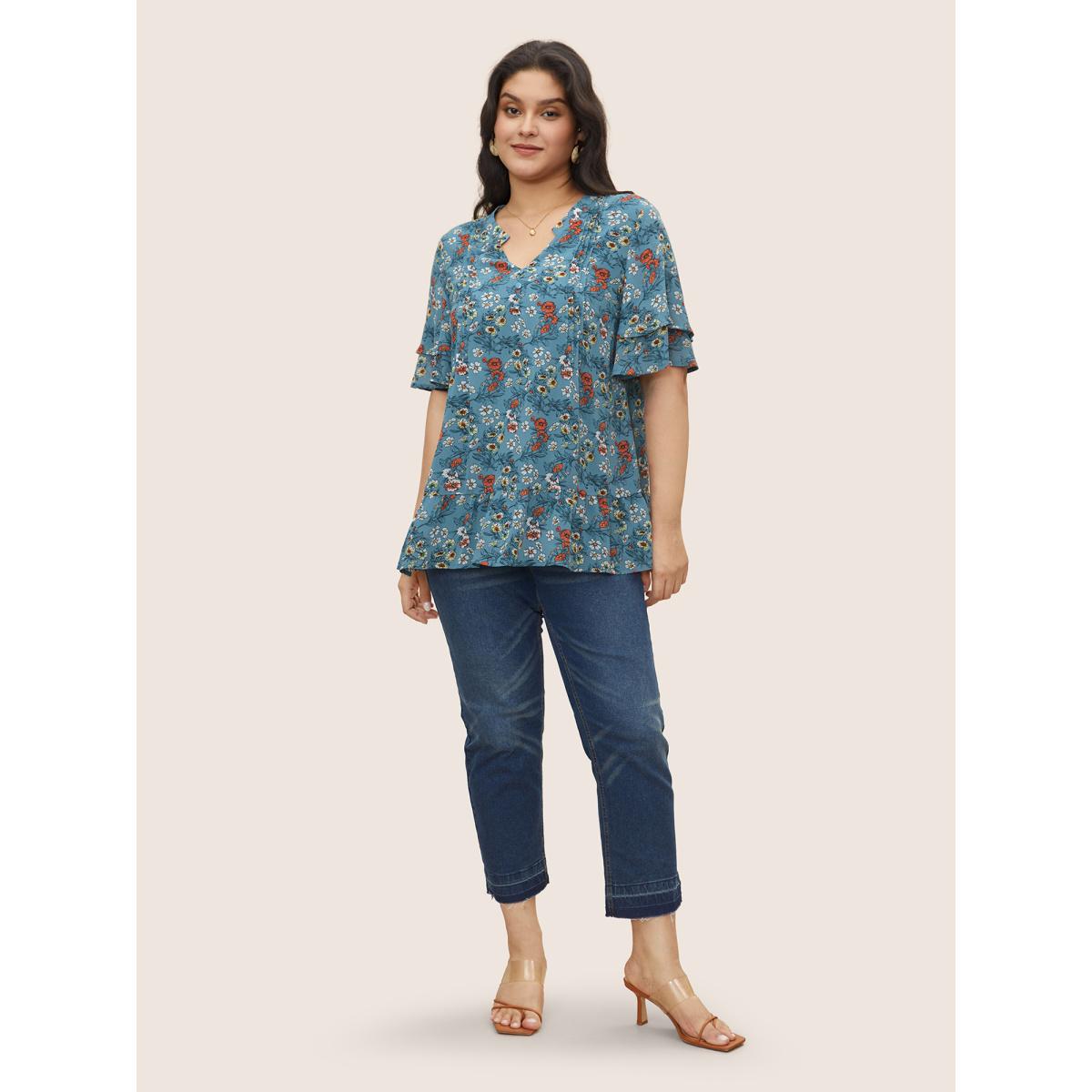 Plus Size Cerulean Floral Tucked Seam Notched Collar Blouse Women Elegant Short sleeve Notched collar Everyday Blouses BloomChic 14-16/1X Product Image