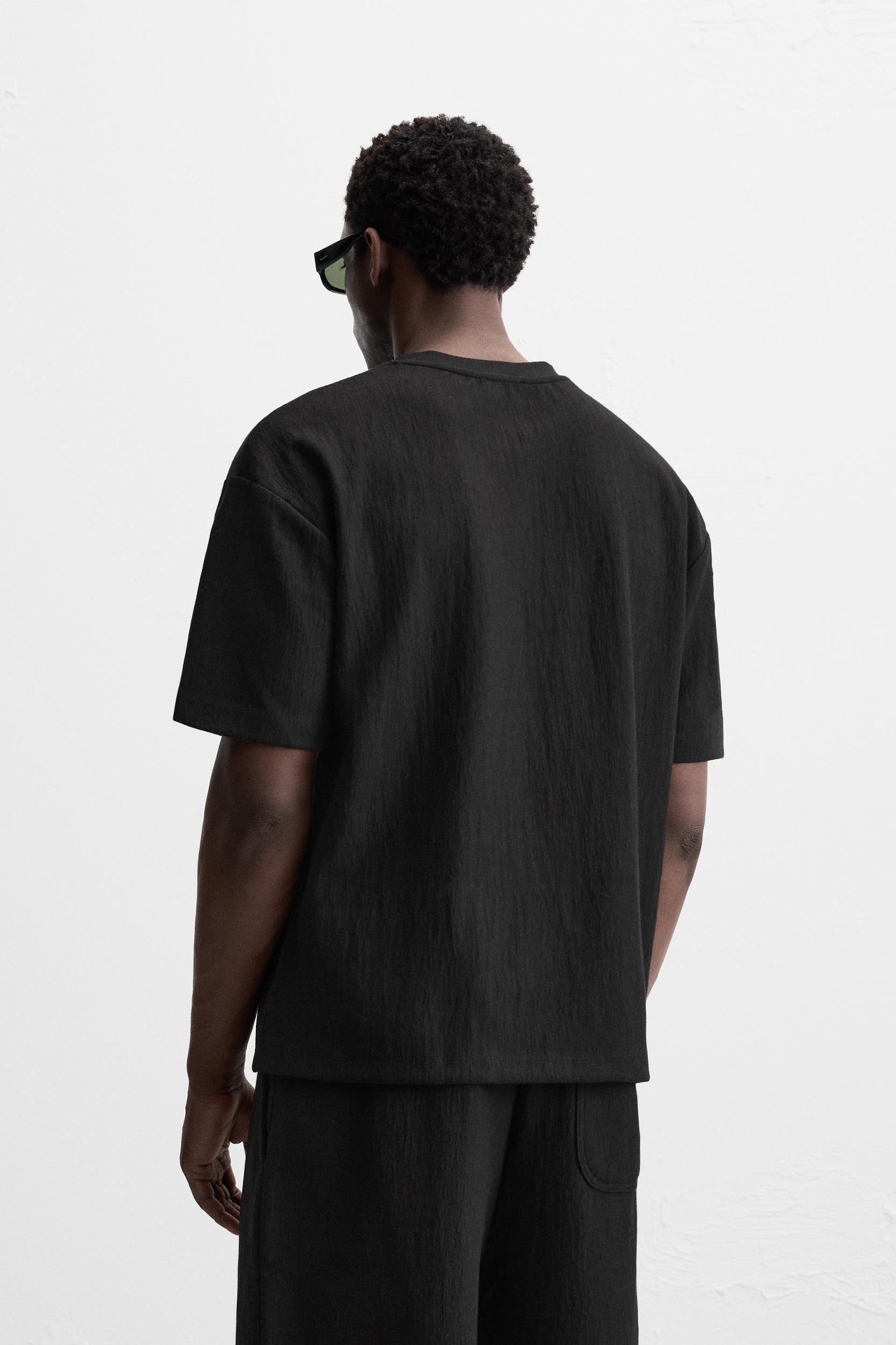 RELAXED FIT STRUCTURED T-SHIRT Product Image