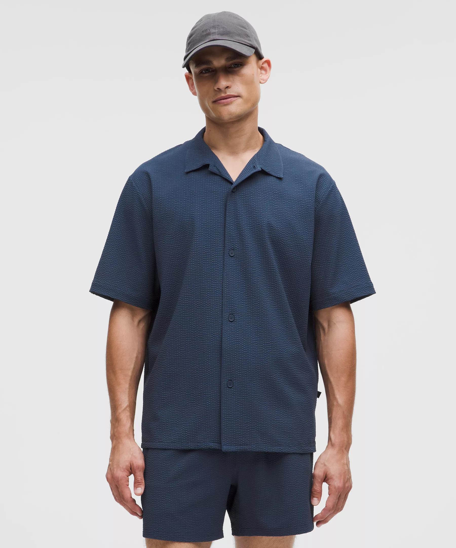 Textured Camp Collar Short-Sleeve Shirt Product Image