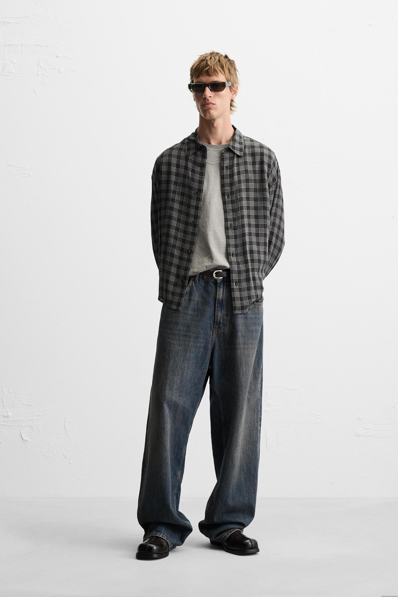 PLAID SHIRT Product Image