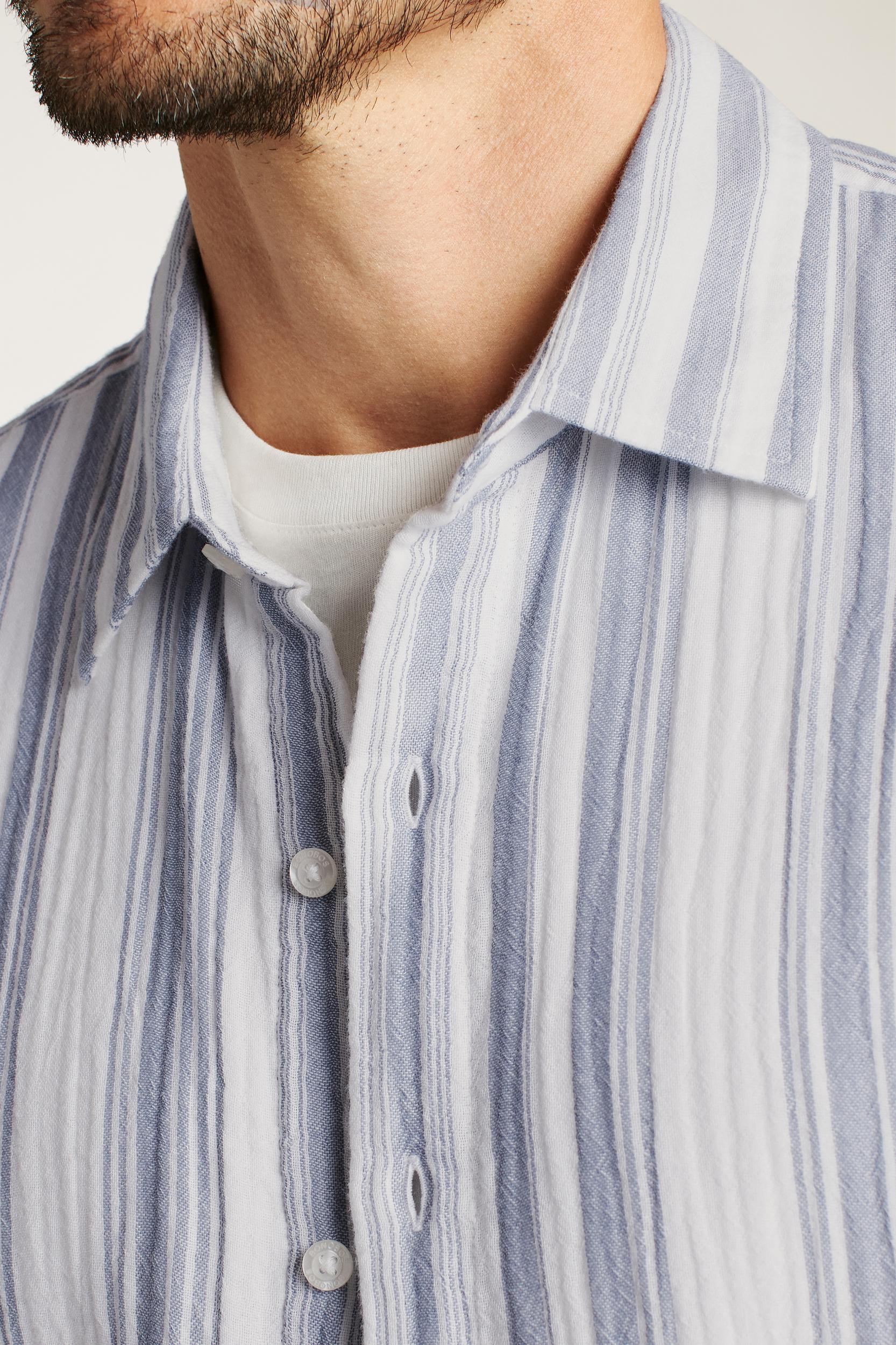 Riviera Short Sleeve Shirt Product Image