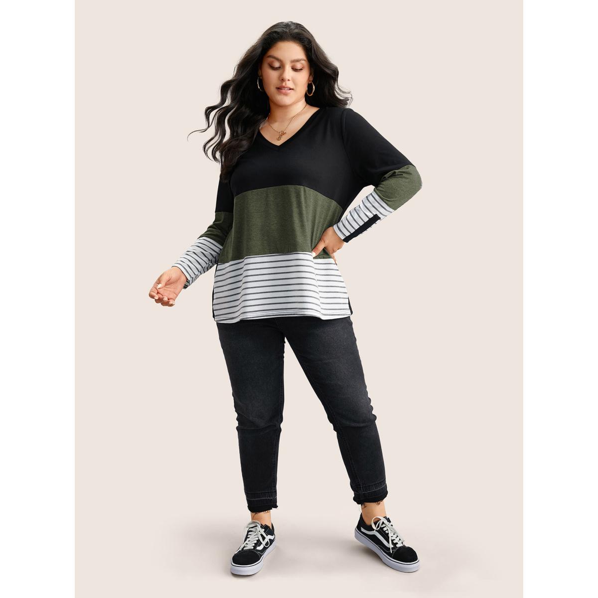 Plus Size Colorblock Contrast Striped V Neck T-shirt Green Women Leisure Contrast Striped V-neck Casual T-shirts BloomChic 30/6X Product Image