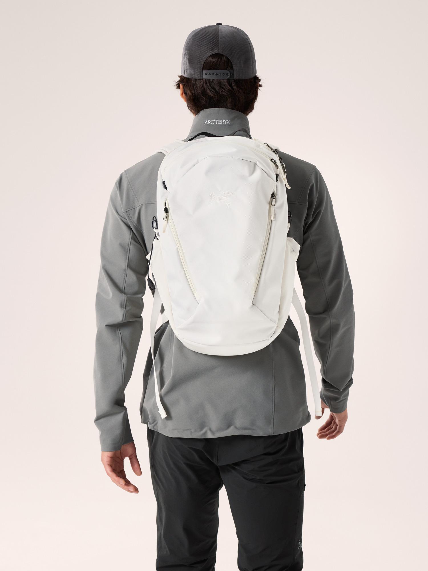 Mantis 26 Backpack Product Image
