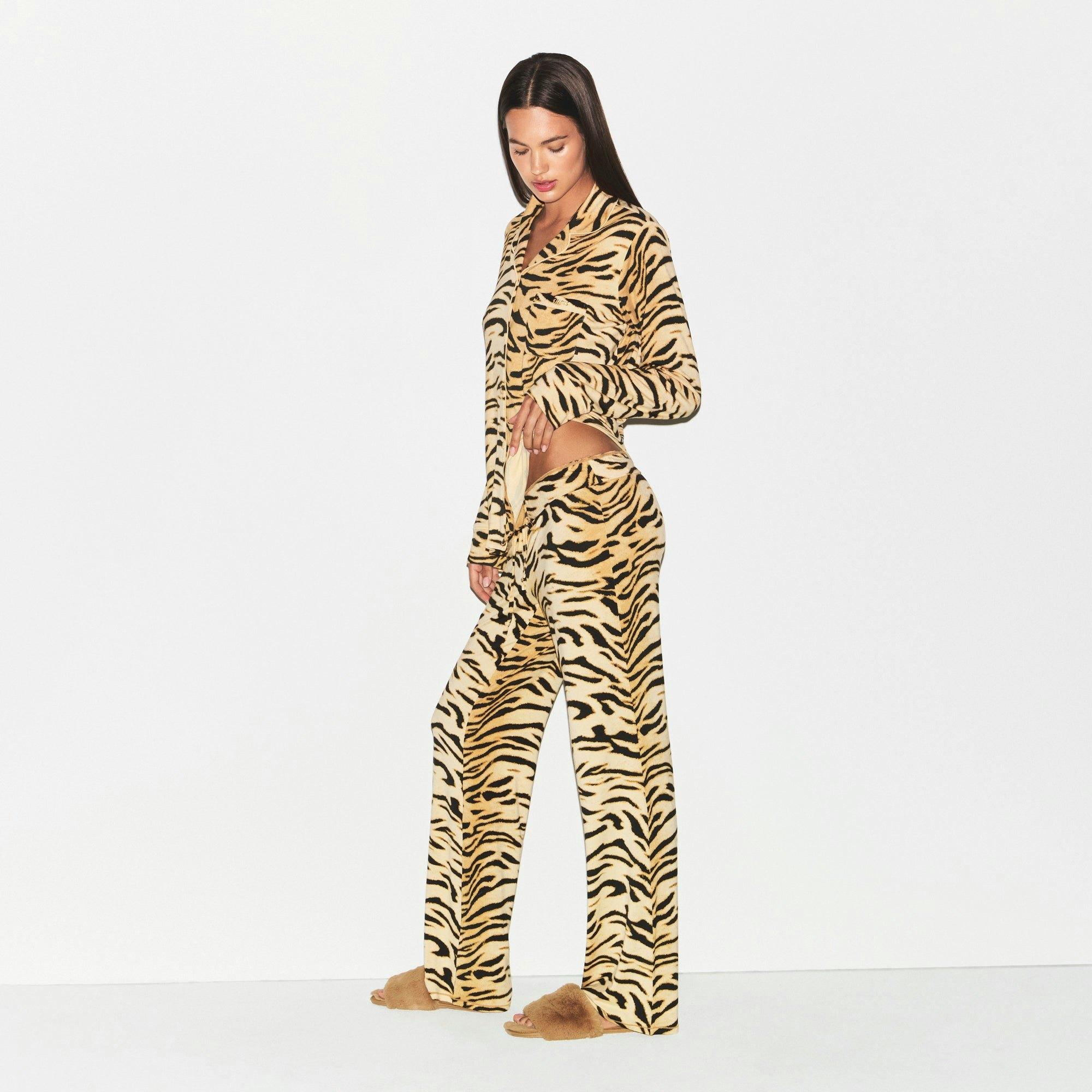 SKIMS SLEEP LONG SLEEVE BUTTON UP SET | BRONZE TIGER PRINT Product Image