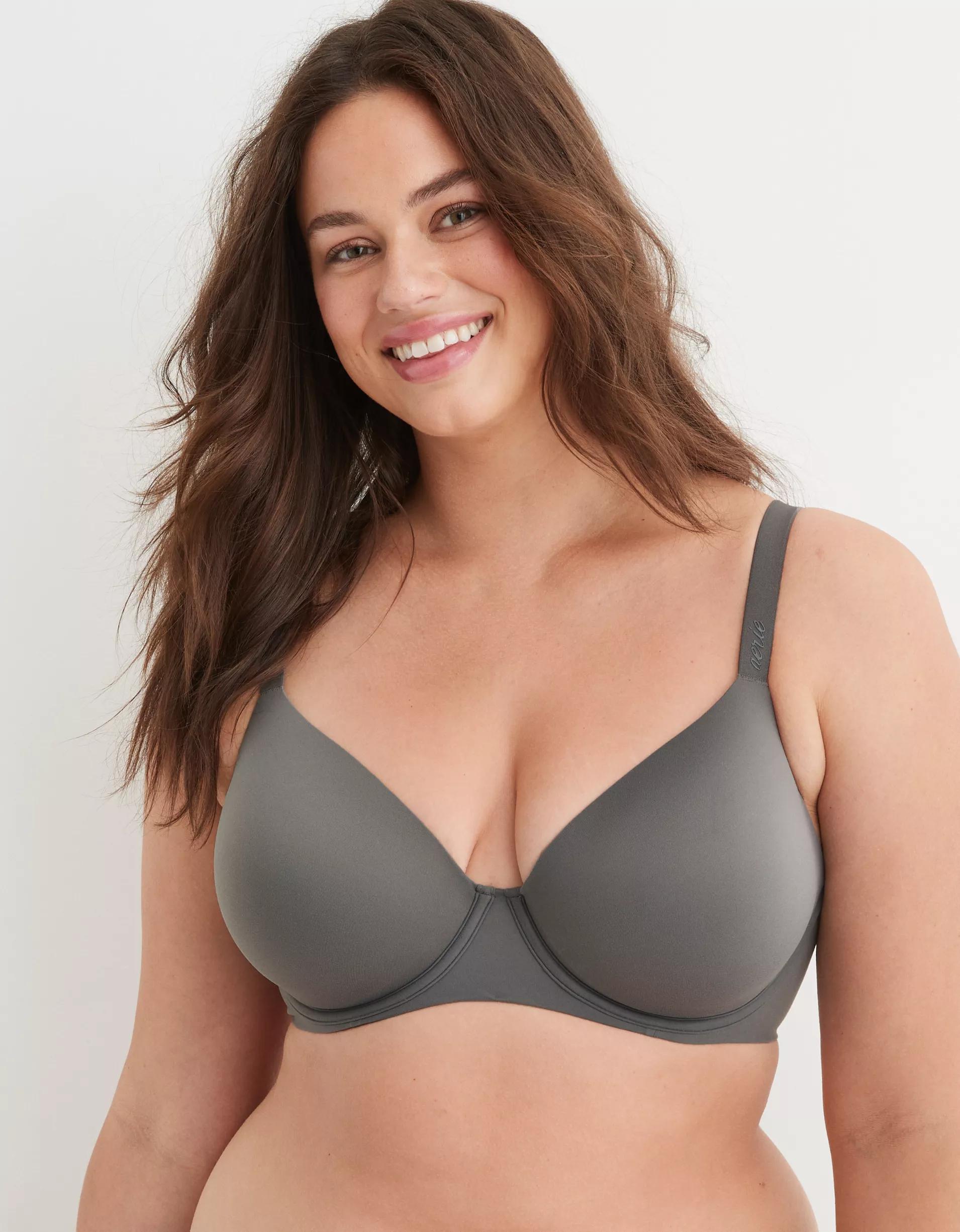 SMOOTHEZ Full Coverage Lightly Lined Bra Product Image