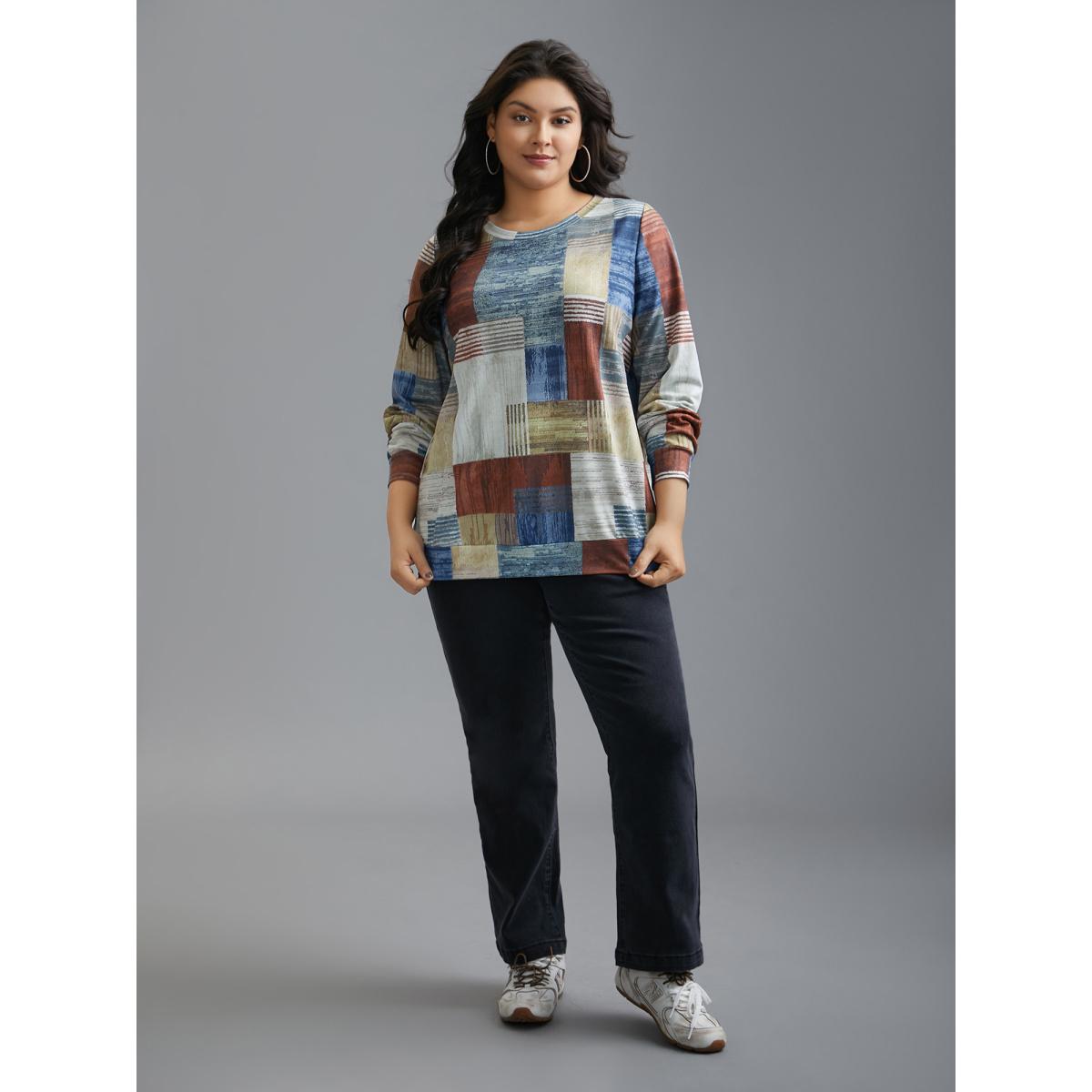 Plus Size Geometric Print Round Neck Sweatshirt Women Multicolor Casual Non Round Neck Everyday Sweatshirts BloomChic 12/L Product Image