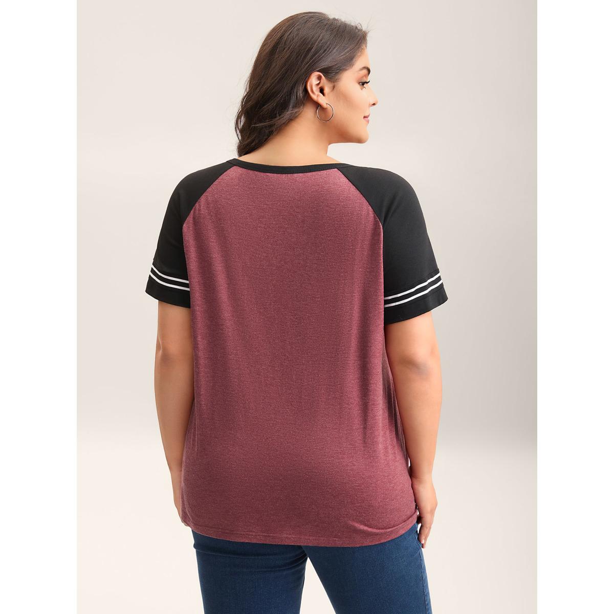 Plus Size Color Contrast Split Neck Everyday T-Shirt Scarlet Women Casual Contrast Notched collar Everyday-Casual T-shirts BloomChic 14-16/1X Product Image