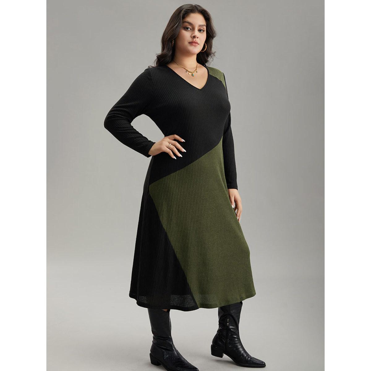 Plus Size Two Tone Patchwork V Neck Dress Multicolor Women Casual Patchwork V-neck Long Sleeve Curvy Midi Dress BloomChic 18-20/2X Product Image