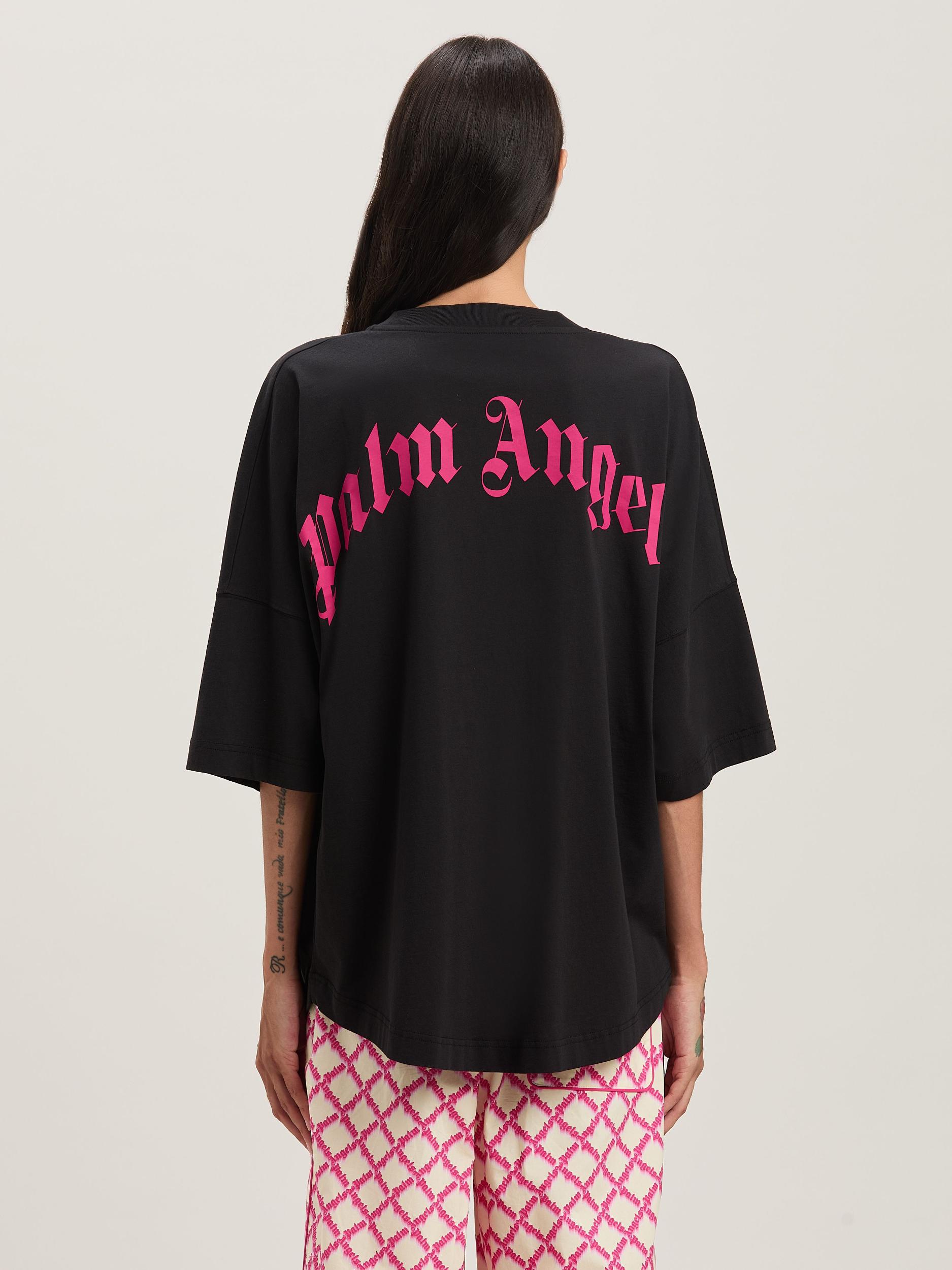 CURVED LOGO LOOSE TEE Product Image