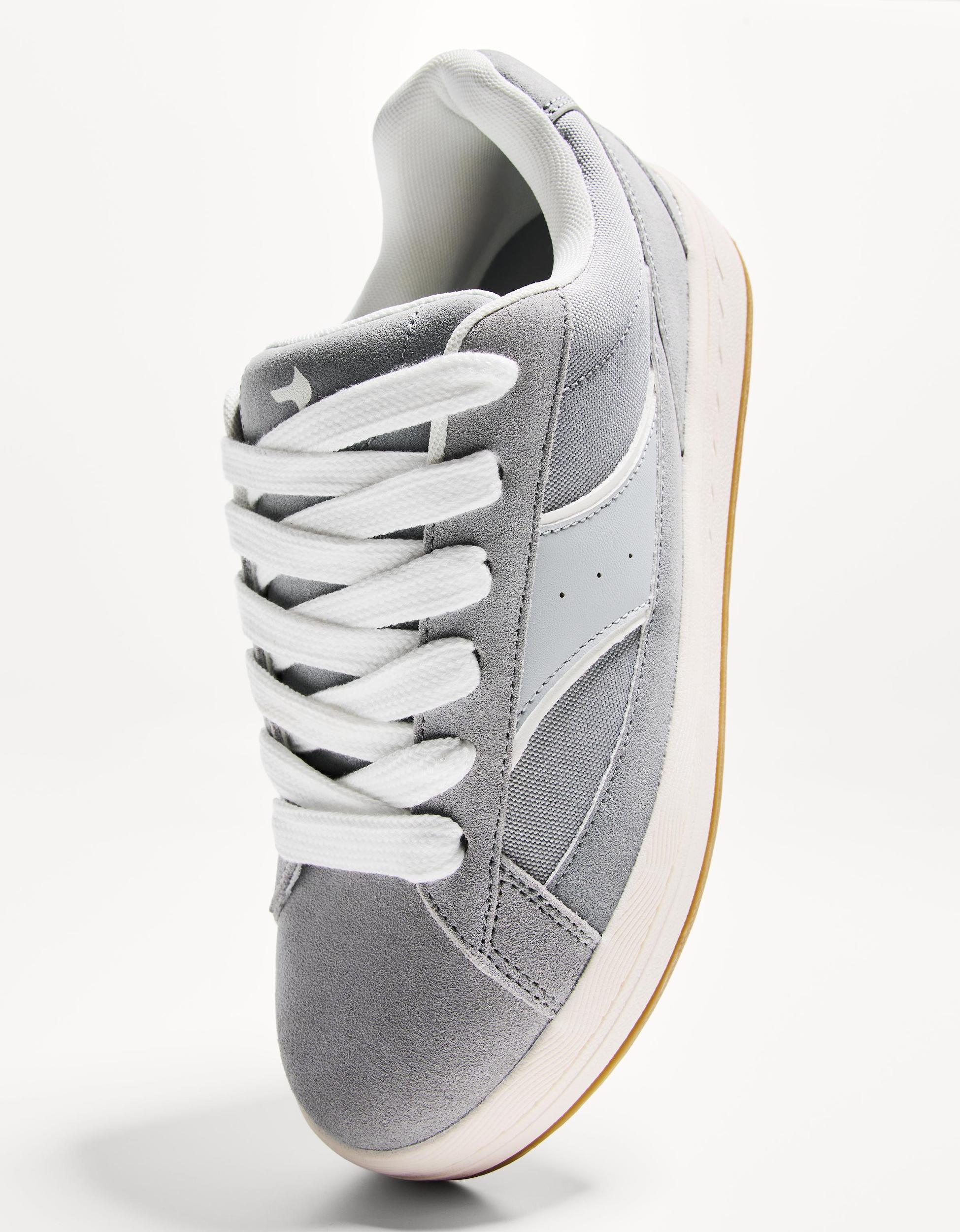 Skater sneakers Product Image