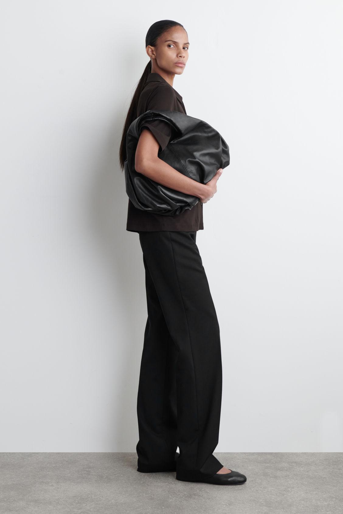 LEATHER BALLERINA FLATS Product Image