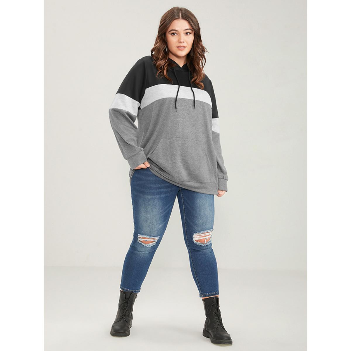 Plus Size Colorblock Contrast Hooded Pocket Drawstring Sweatshirt Women Black Casual Pocket Hooded Dailywear Sweatshirts BloomChic 28/5X Product Image