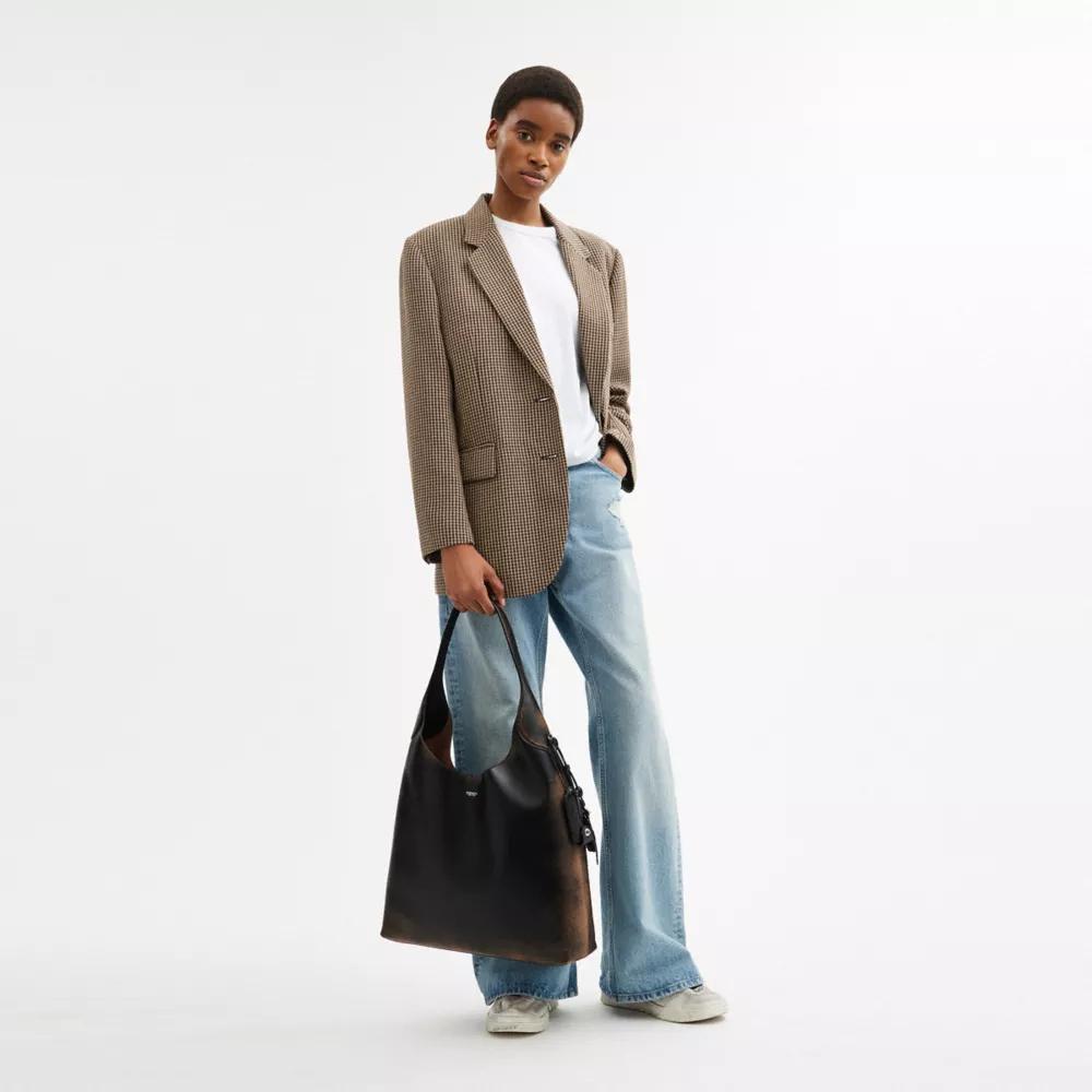 Brooklyn Shoulder Bag 39 In Loved Leather Product Image