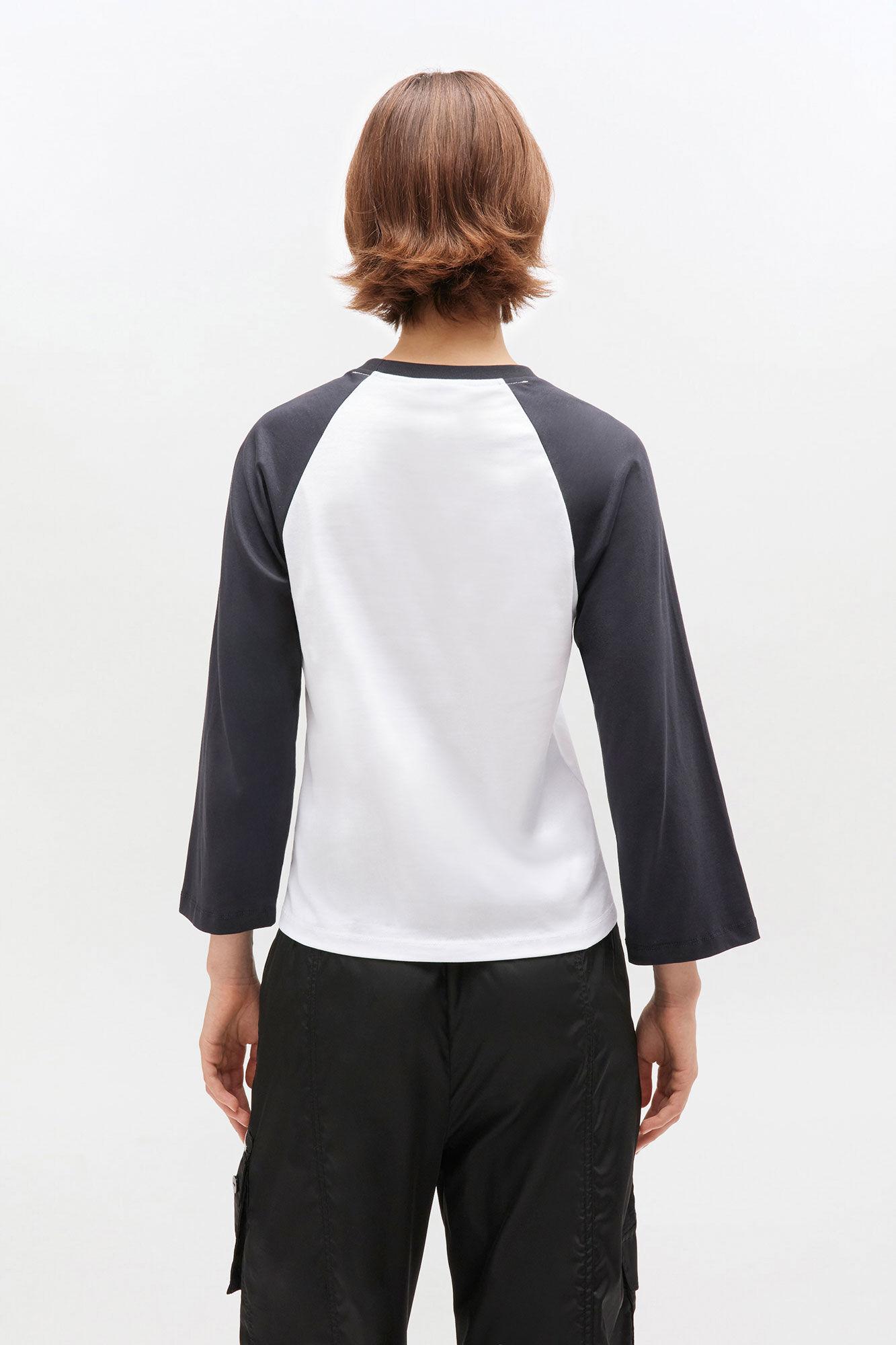 White Cropped Kitty T-shirt Product Image