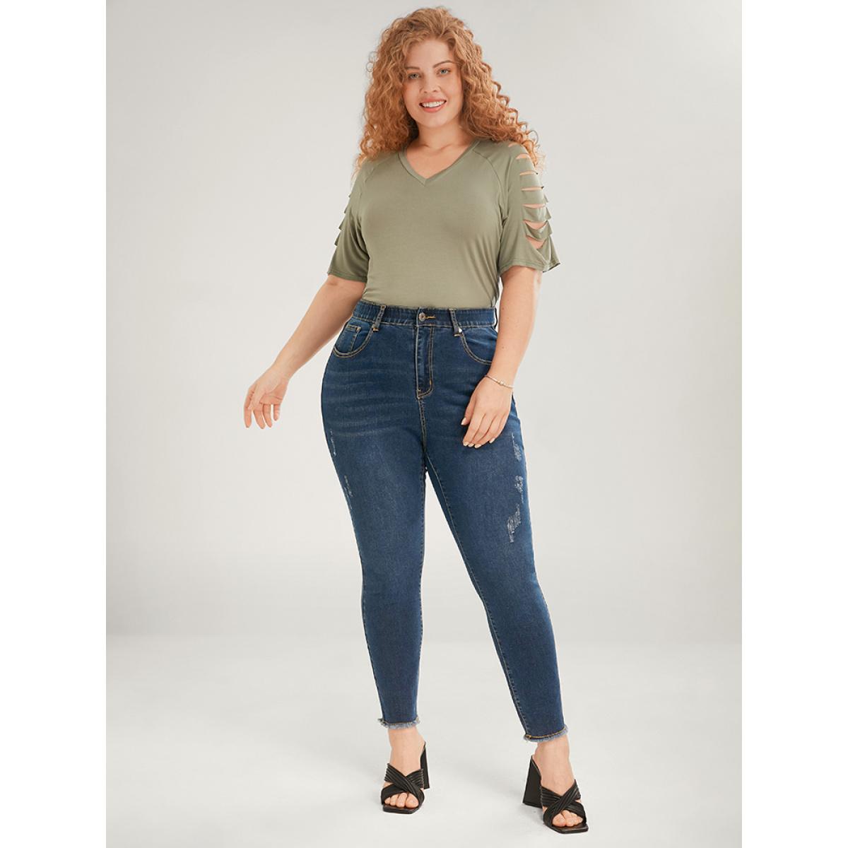 Plus Size Skinny Very Stretchy Mid Rise Dark Wash Gap Proof Jeans Women DarkBlue Casual Plain Tummy control High stretch Pocket Jeans BloomChic 30/6X Product Image