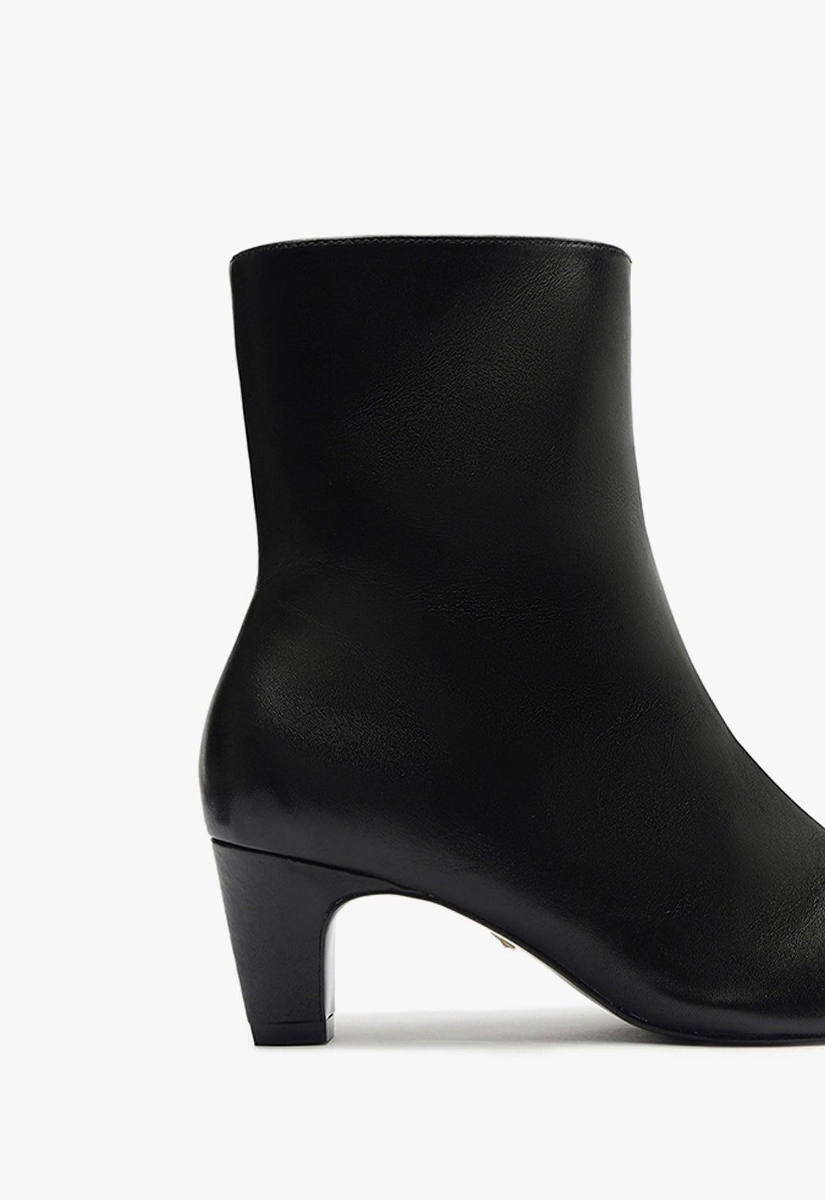 Dellia Bootie Female Product Image