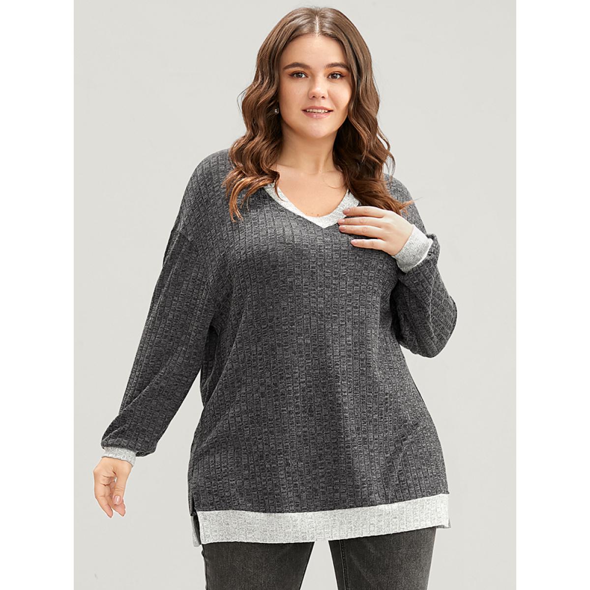 Plus Size Contrast Trim Split Hem Textured V Neck Sweatshirt Women DimGray Casual Patchwork V-neck Dailywear Sweatshirts BloomChic 14-16/1X Product Image