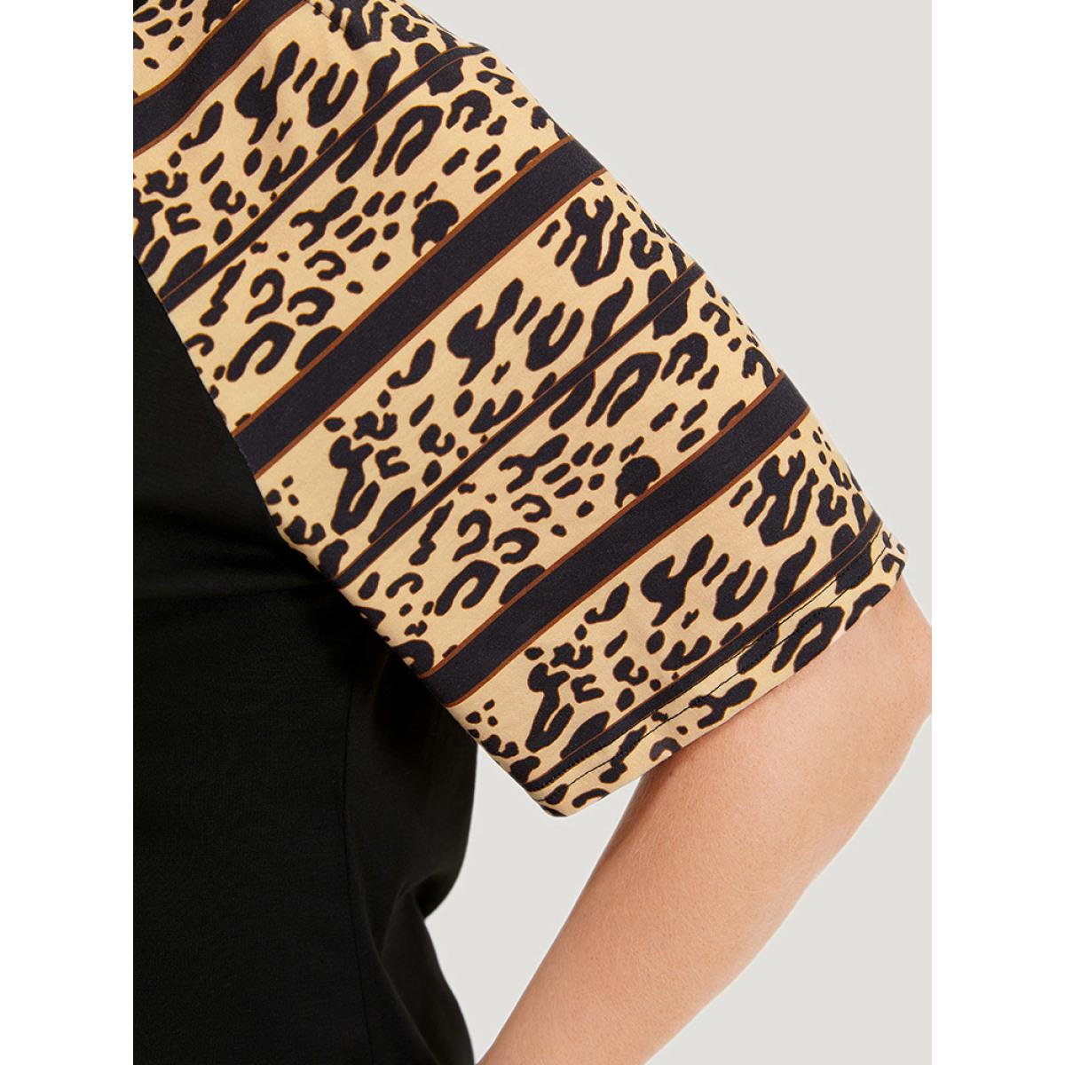 Plus Size Leopard Print Contrast Raglan Sleeve T-shirt Black Women Casual Contrast Leopard Round Neck Dailywear T-shirts BloomChic 12/L Product Image