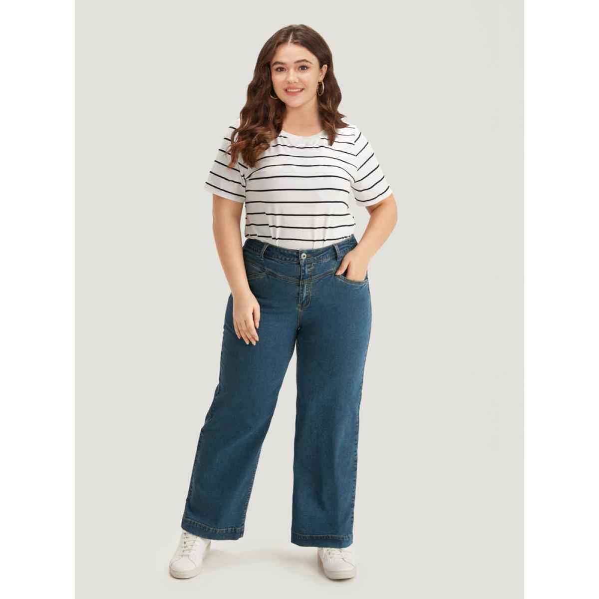 Plus Size Solid Patchwork Wide Leg Medium Wash Jeans Women Cerulean Casual Plain Plain High stretch Pocket Jeans BloomChic 14/1X Product Image