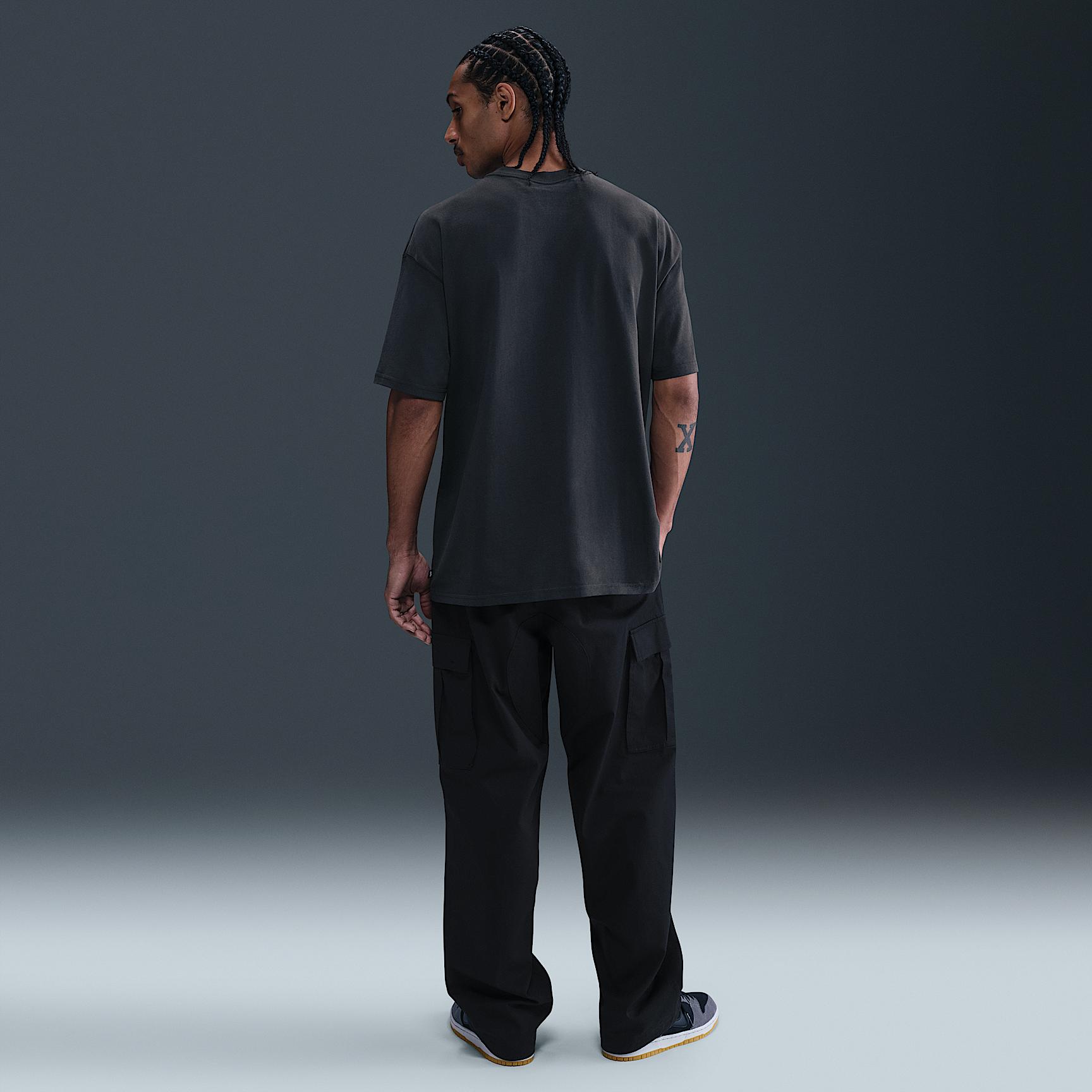 Mens Nike SB Max90 Skate T-Shirt | HV1304-045 Product Image