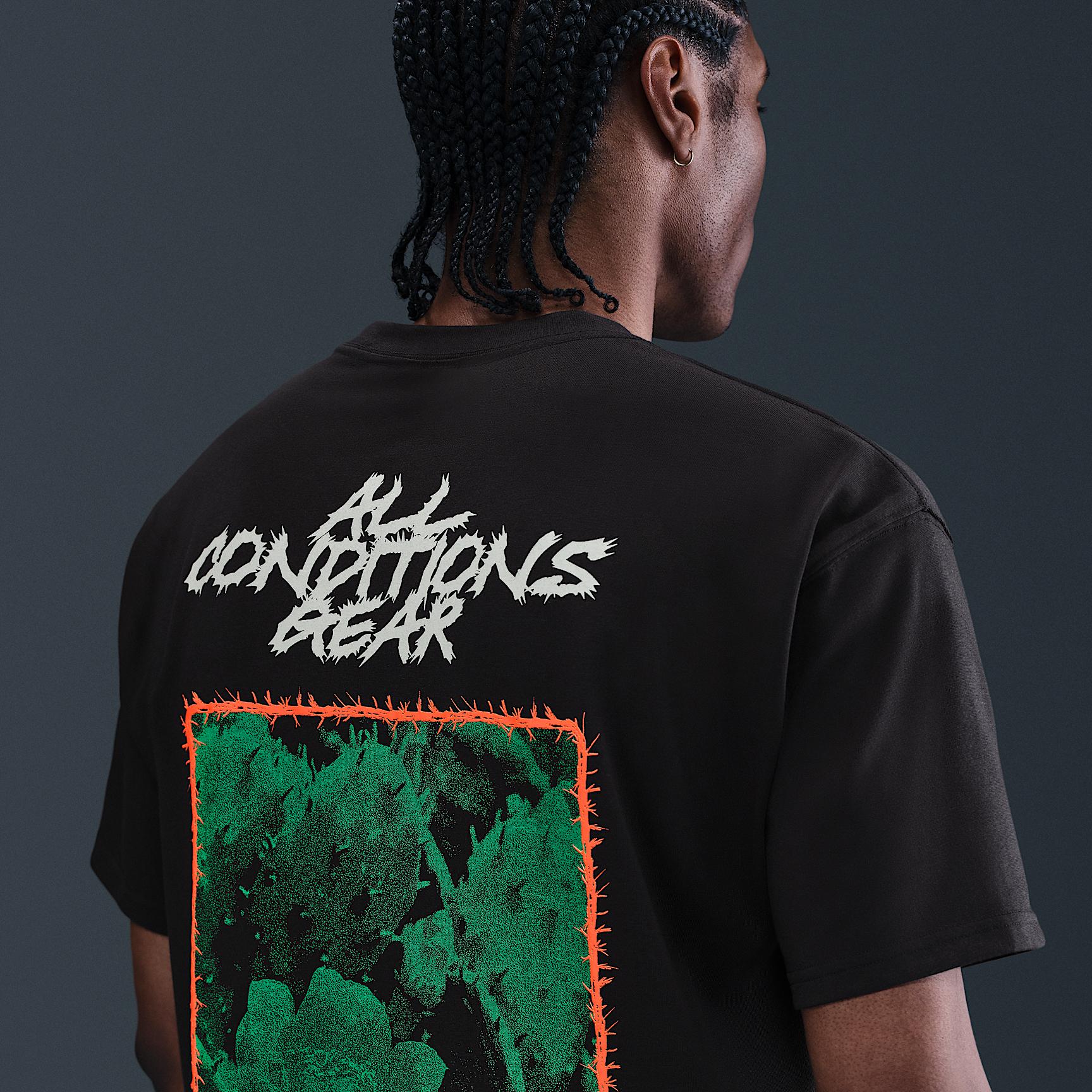 Mens Nike ACG T-Shirt | HV1292-010 Product Image