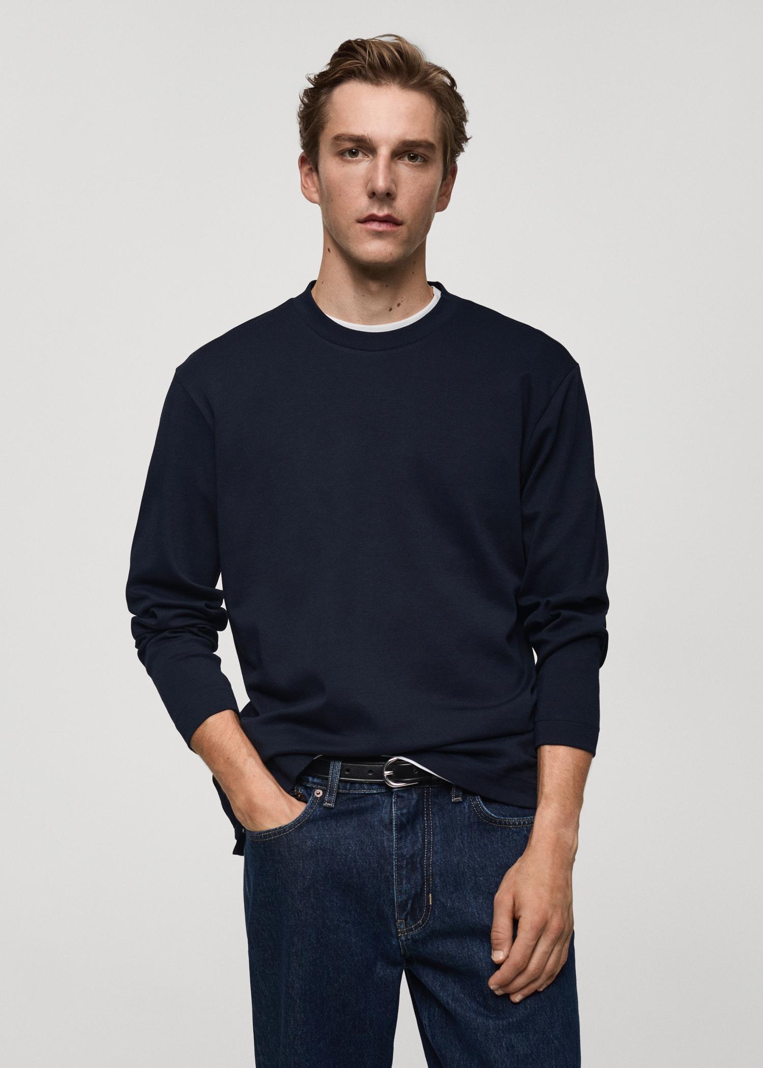 Long-sleeved regular-fit t-shirt - Men | MANGO USA Product Image
